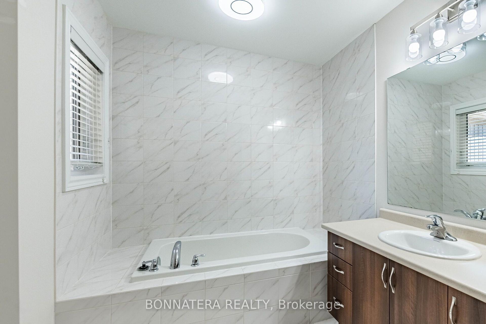 Photo 28 of 462 Terrace Way, Oakville, Sixteen Hollow — HOMEH