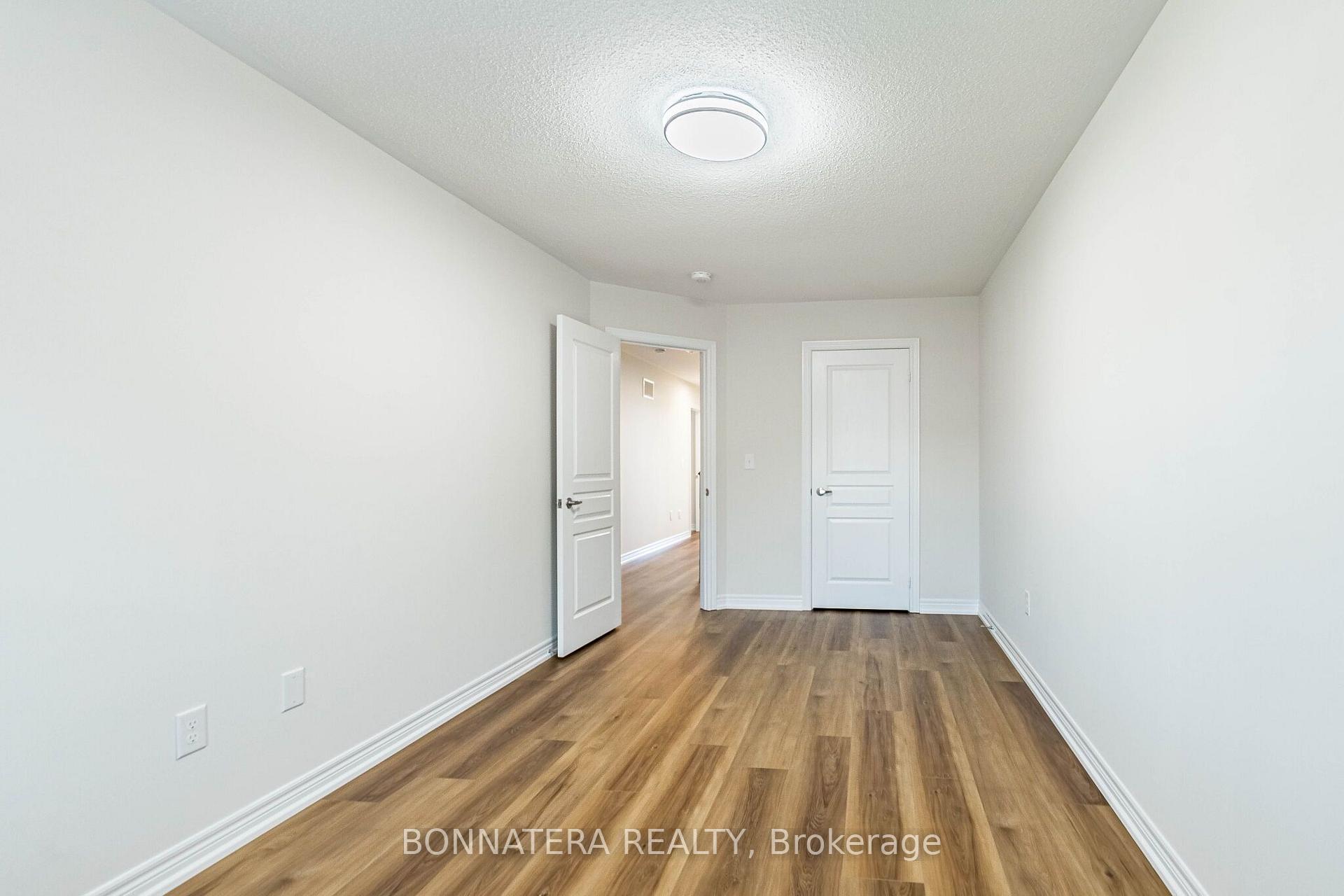 Photo 31 of 462 Terrace Way, Oakville, Sixteen Hollow — HOMEH