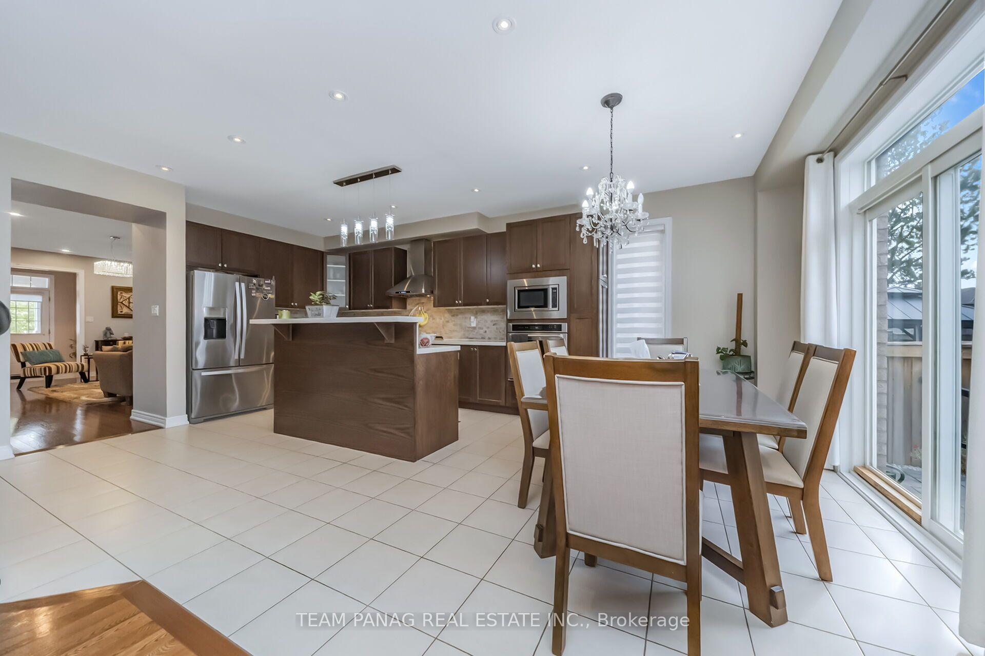Photo 11 of 4 Archville Street, Brampton, Credit Valley — HOMEH