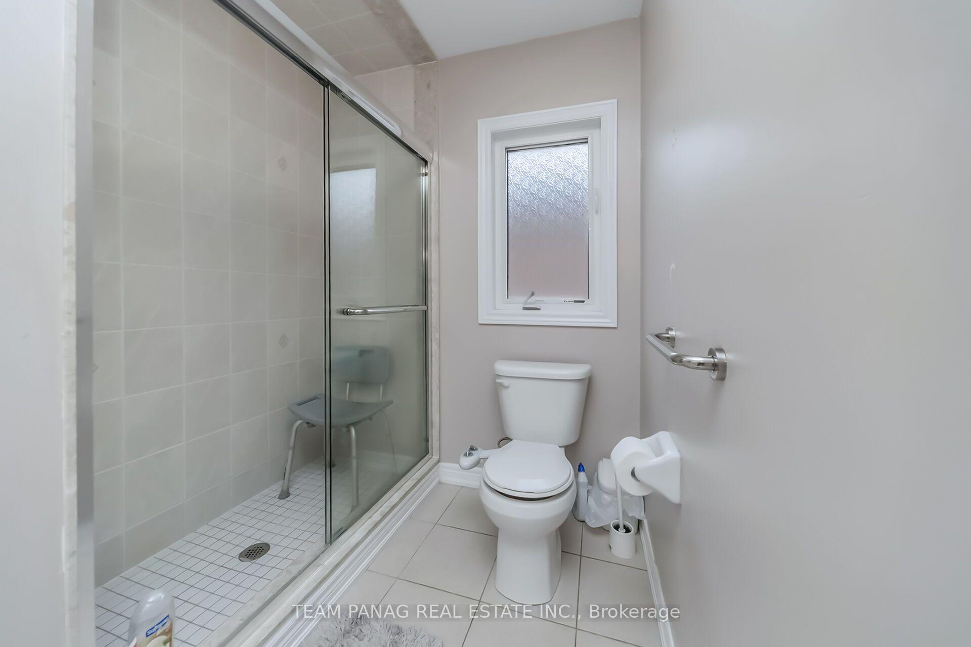 Photo 31 of 4 Archville Street, Brampton, Credit Valley — HOMEH