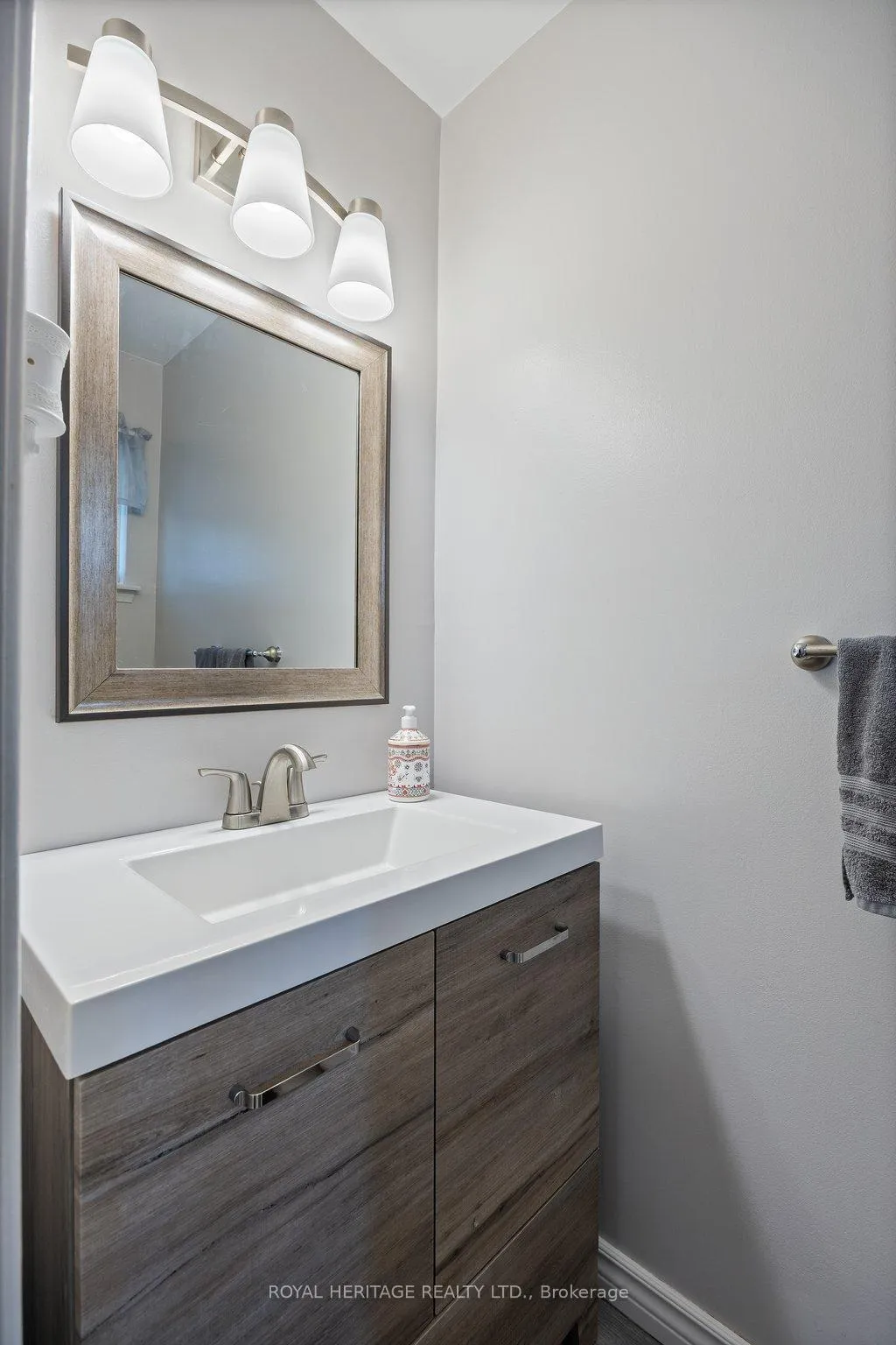 Photo 4 of Unit 44, 1310 Fieldlight Boulevard, Pickering, Liverpool — HOMEH