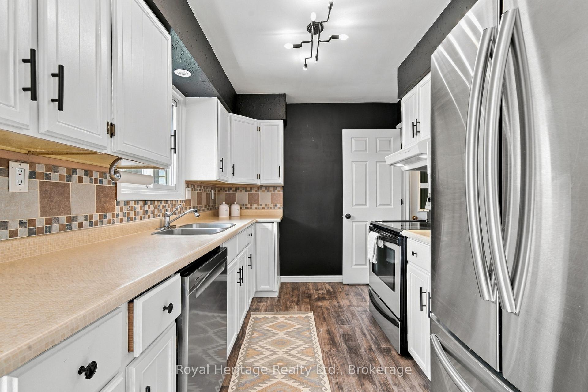 Photo 13 of 102 Johnstown Road, Quinte West, Sidney Ward — HOMEH