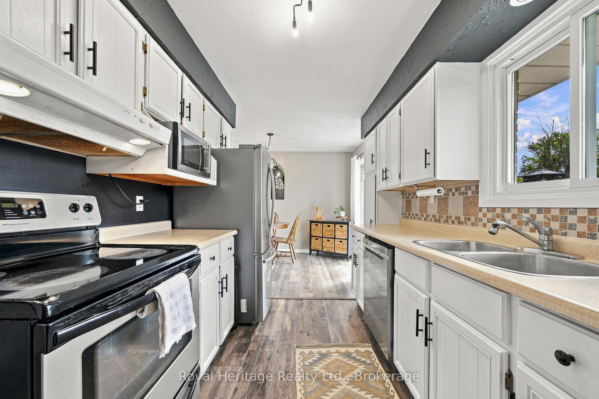 Photo 14 of 102 Johnstown Road, Quinte West, Sidney Ward — HOMEH