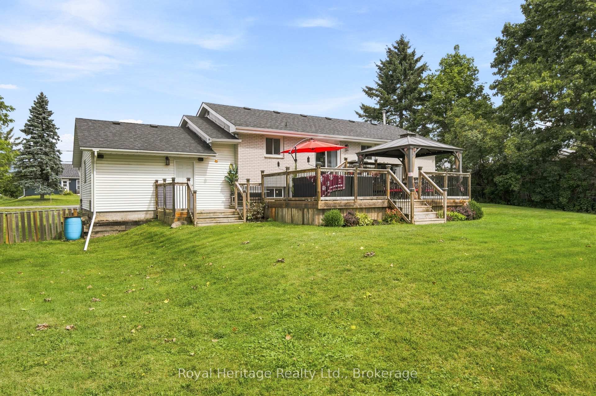 Photo 25 of 102 Johnstown Road, Quinte West, Sidney Ward — HOMEH