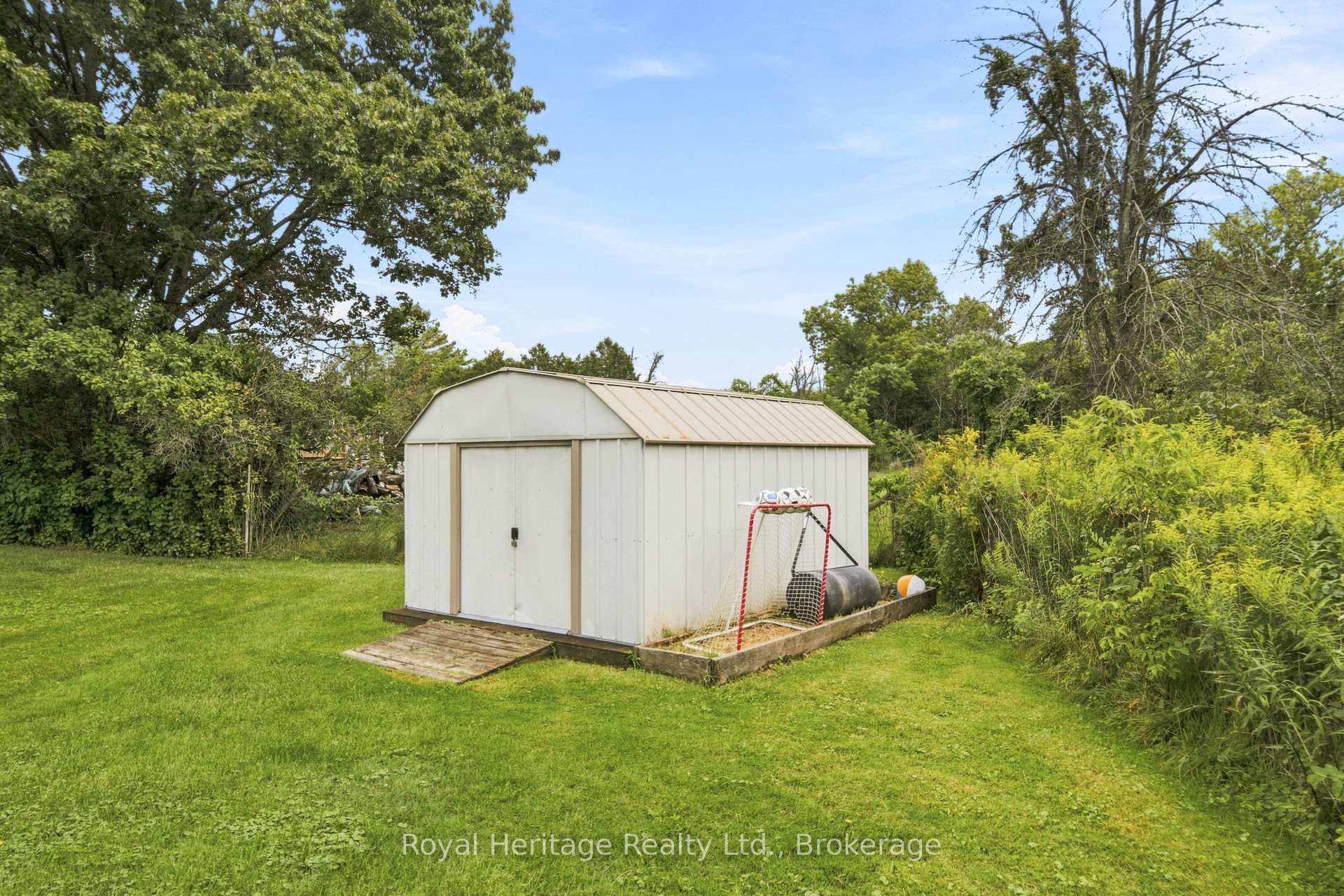 Photo 28 of 102 Johnstown Road, Quinte West, Sidney Ward — HOMEH