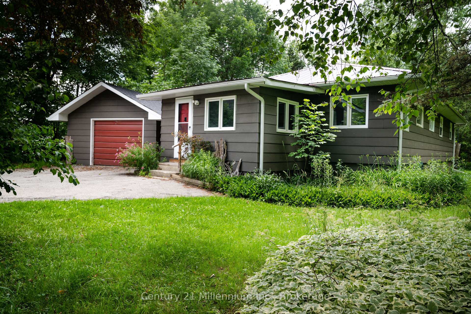 Photo of 175134 Grey Road 30