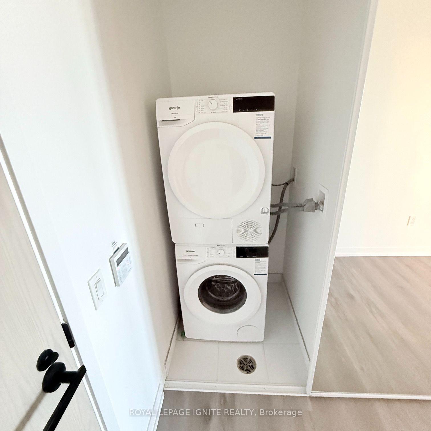 Photo 11 of Unit 508, 225 Commerce Street, Vaughan, Vaughan Corporate Centre — HOMEH