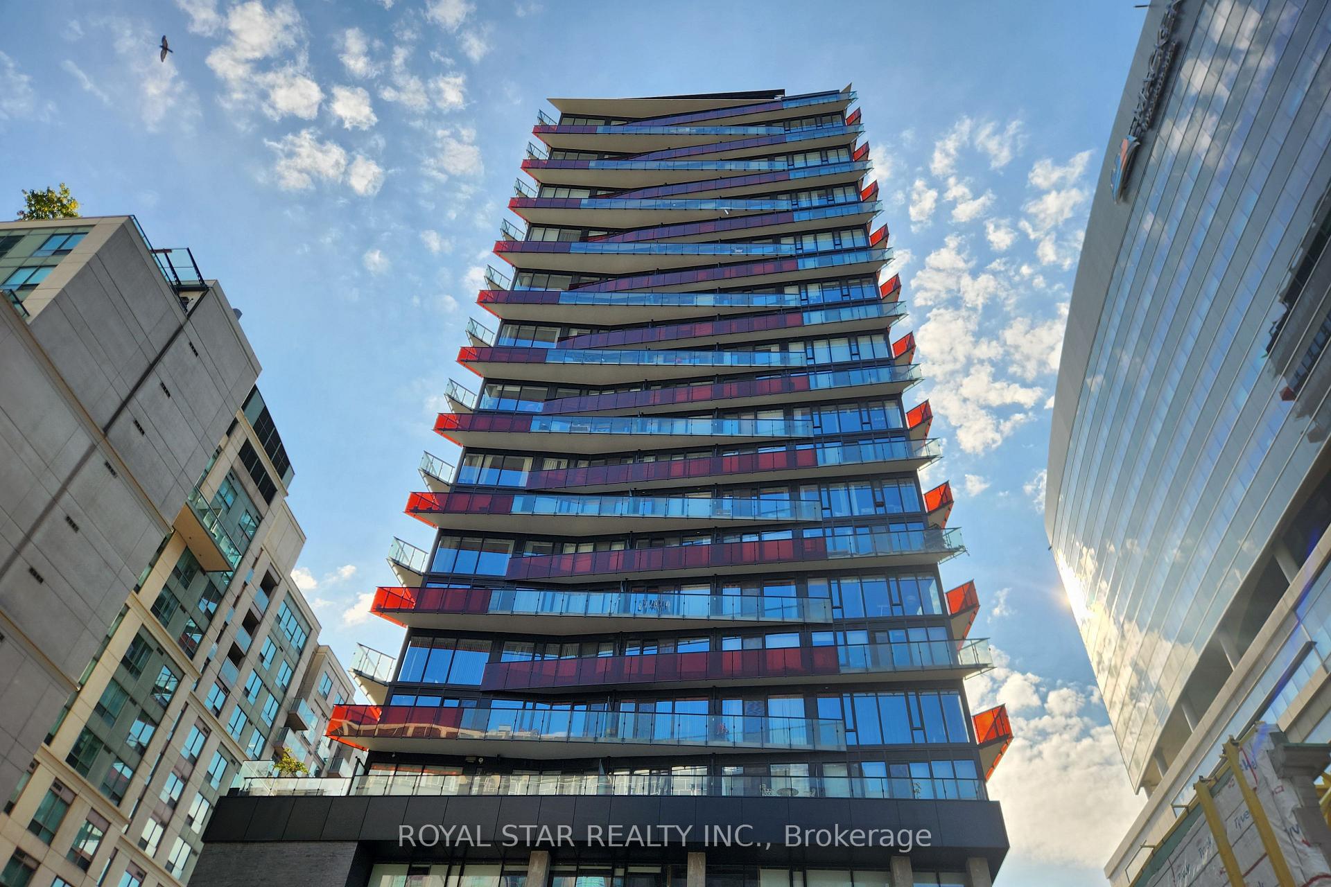 Front of Unit 601, 215 Queen Street W