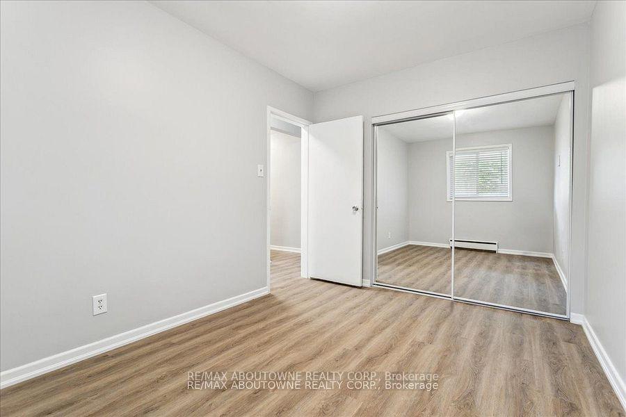 Photo 29 of Unit 4, 2344 Queensway Drive, Burlington, Freeman — HOMEH