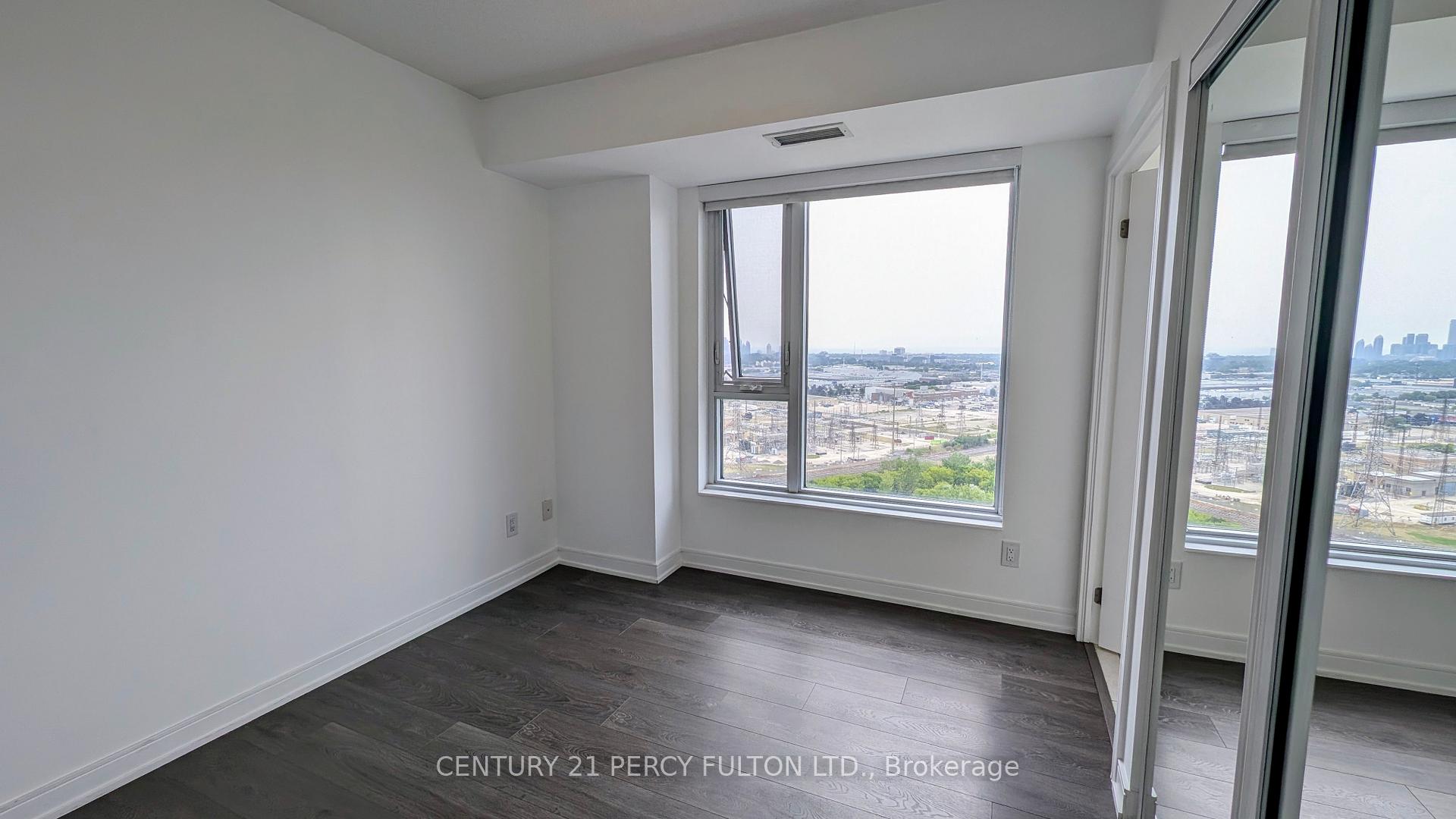 Photo 8 of Unit 1908, 30 Samuel Wood Way, Etobicoke, Islington-City Centre West — HOMEH