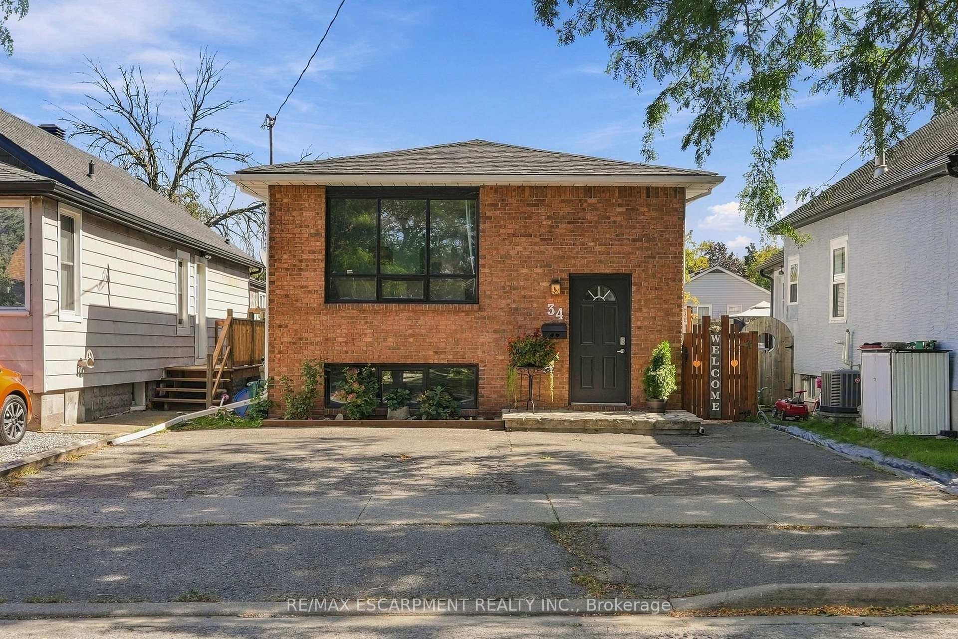 Photo of 34 Grantham Avenue S