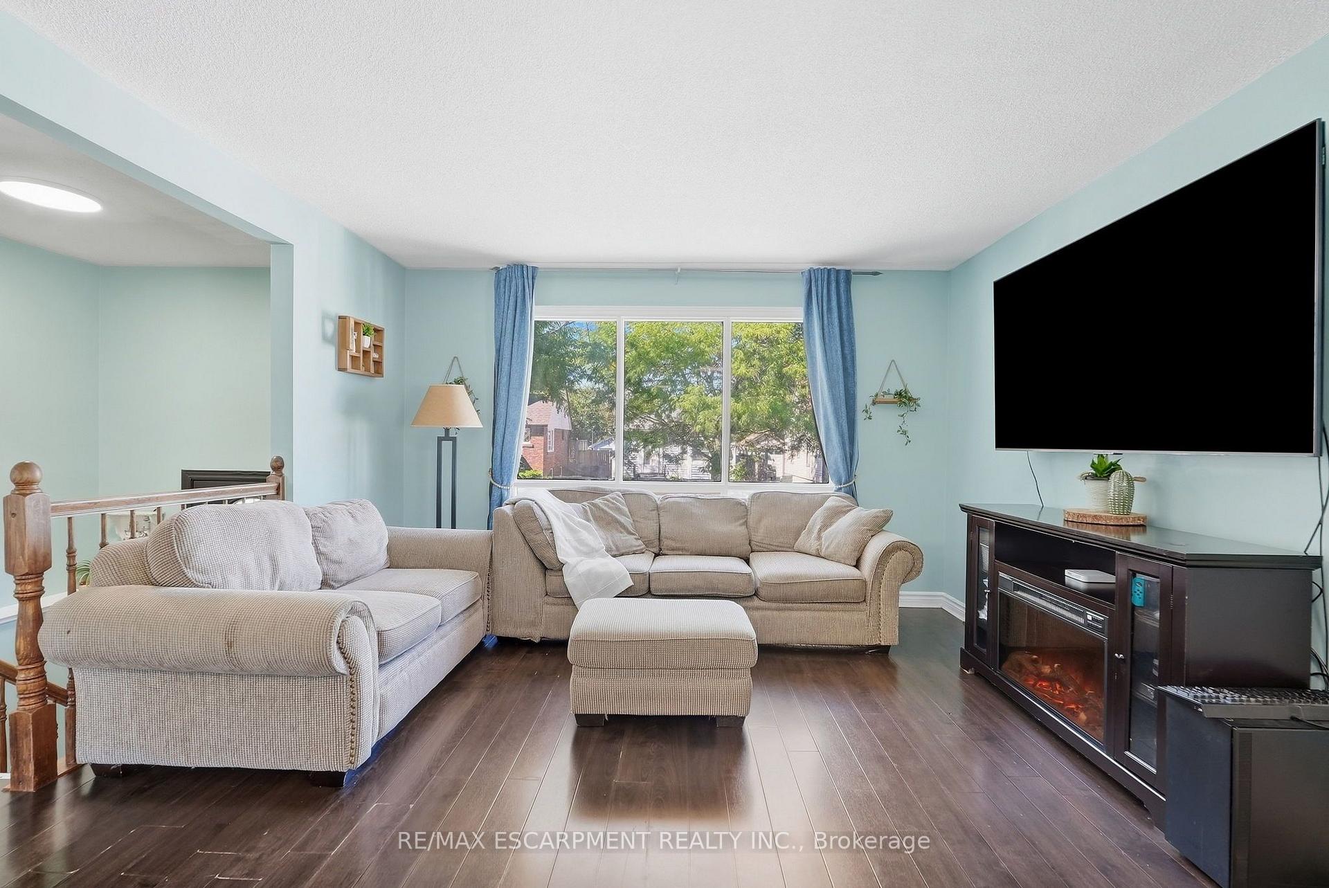 Photo 9 of 34 Grantham Avenue S, St. Catharines, Port Weller — HOMEH