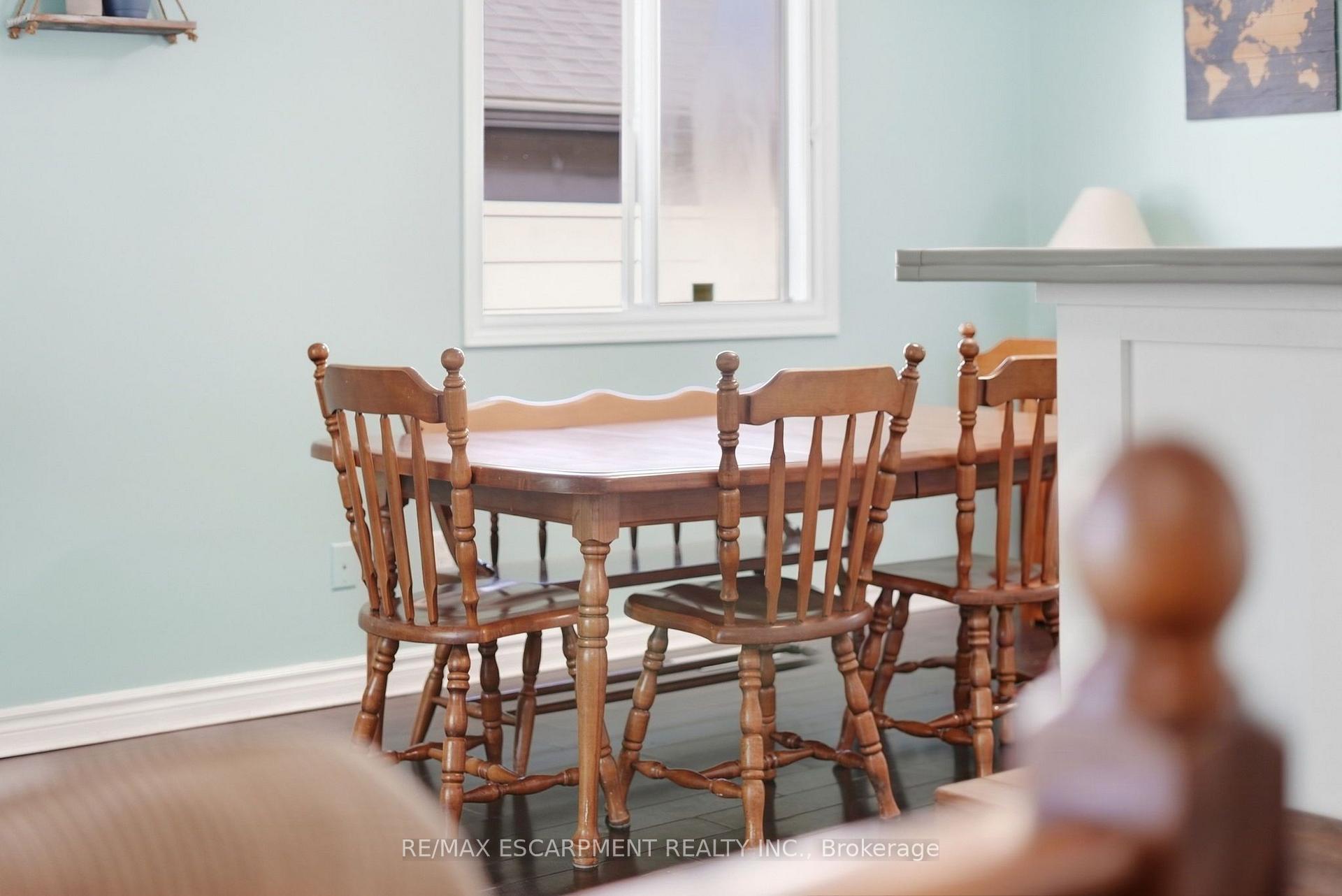 Photo 13 of 34 Grantham Avenue S, St. Catharines, Port Weller — HOMEH