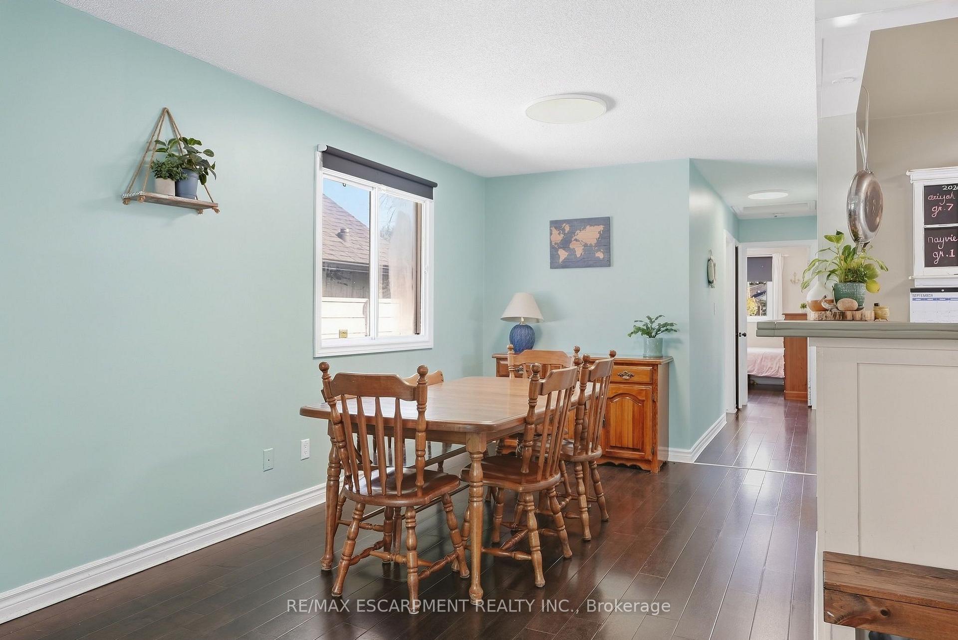 Photo 14 of 34 Grantham Avenue S, St. Catharines, Port Weller — HOMEH