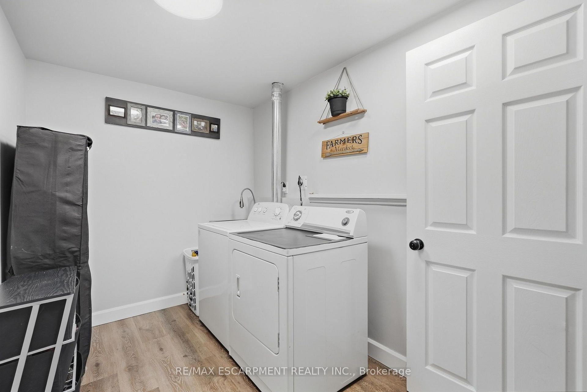 Photo 35 of 34 Grantham Avenue S, St. Catharines, Port Weller — HOMEH