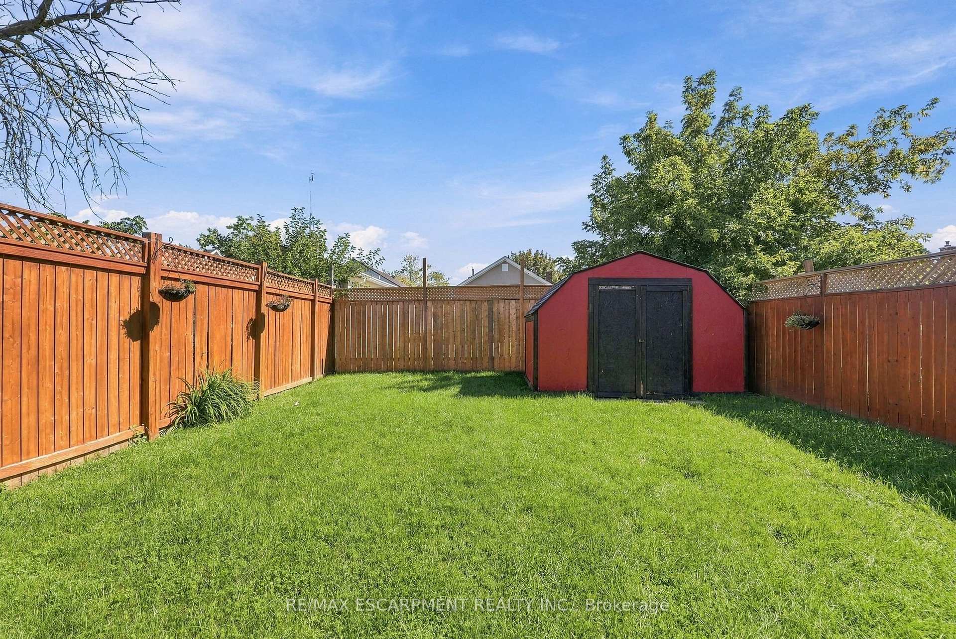 Photo 45 of 34 Grantham Avenue S, St. Catharines, Port Weller — HOMEH