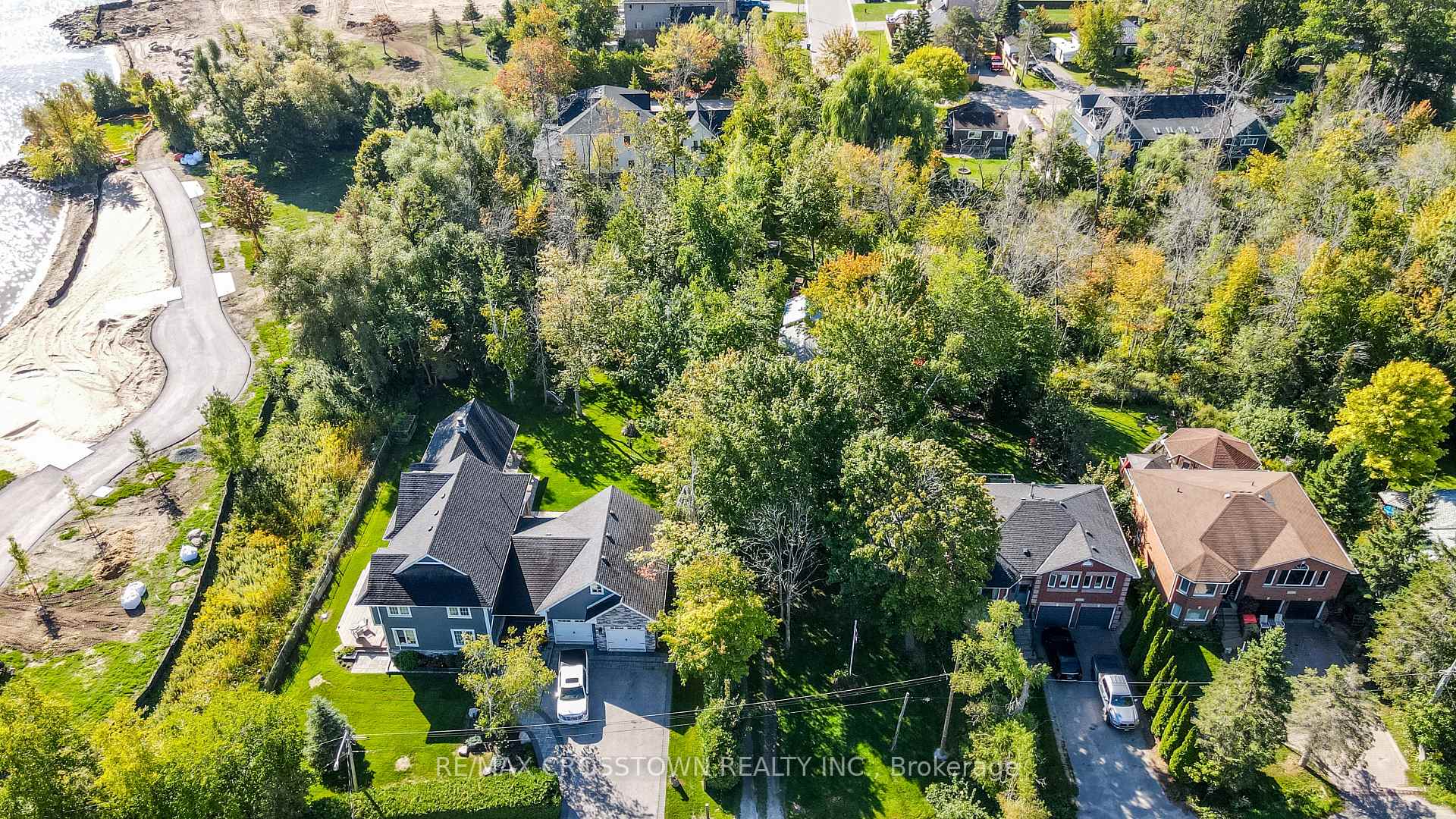 Photo 21 of 673 Roberts Road, Innisfil, Alcona — HOMEH