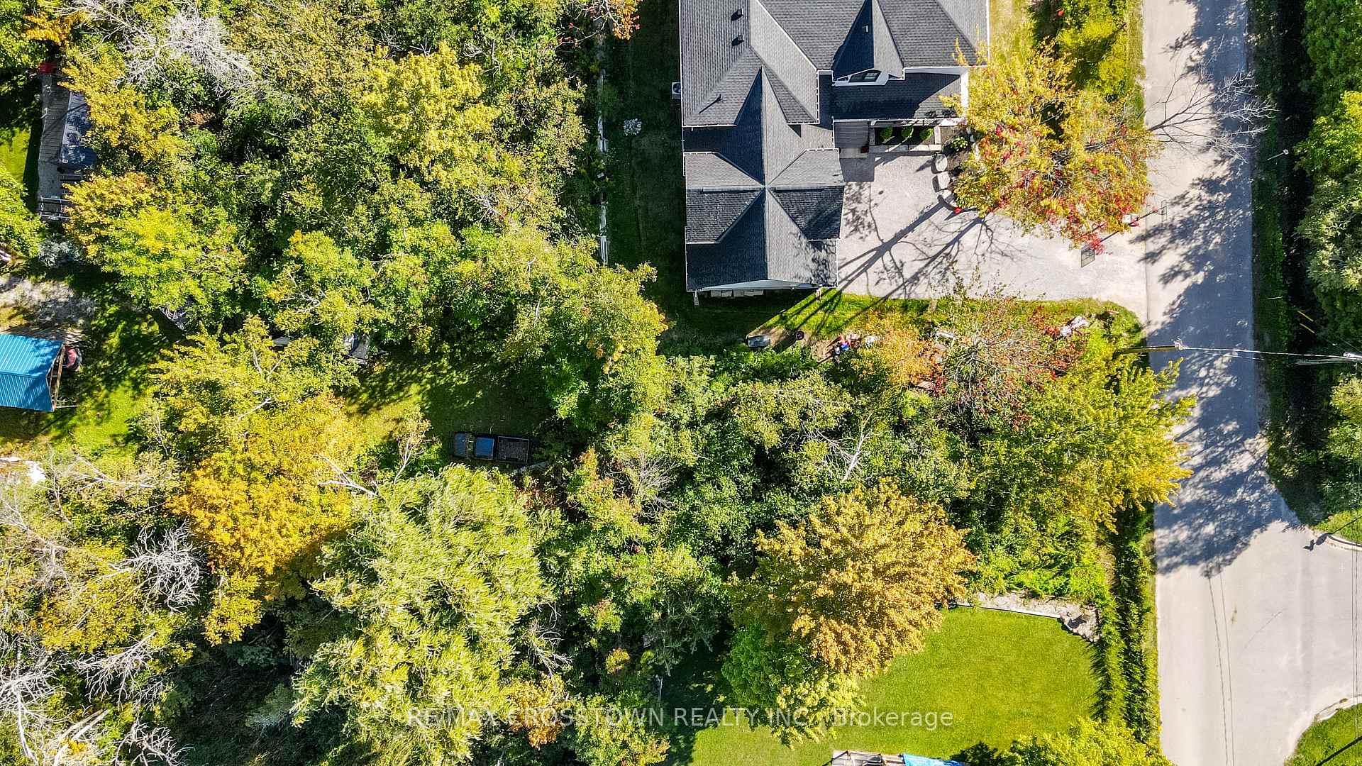 Photo 27 of 673 Roberts Road, Innisfil, Alcona — HOMEH