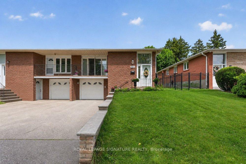 Photo 2 of 439 Ginger Downs, Mississauga, Mississauga Valleys — HOMEH