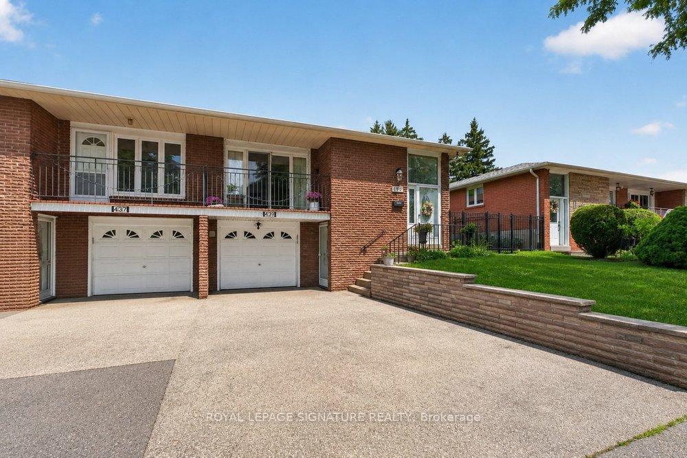 Photo 3 of 439 Ginger Downs, Mississauga, Mississauga Valleys — HOMEH