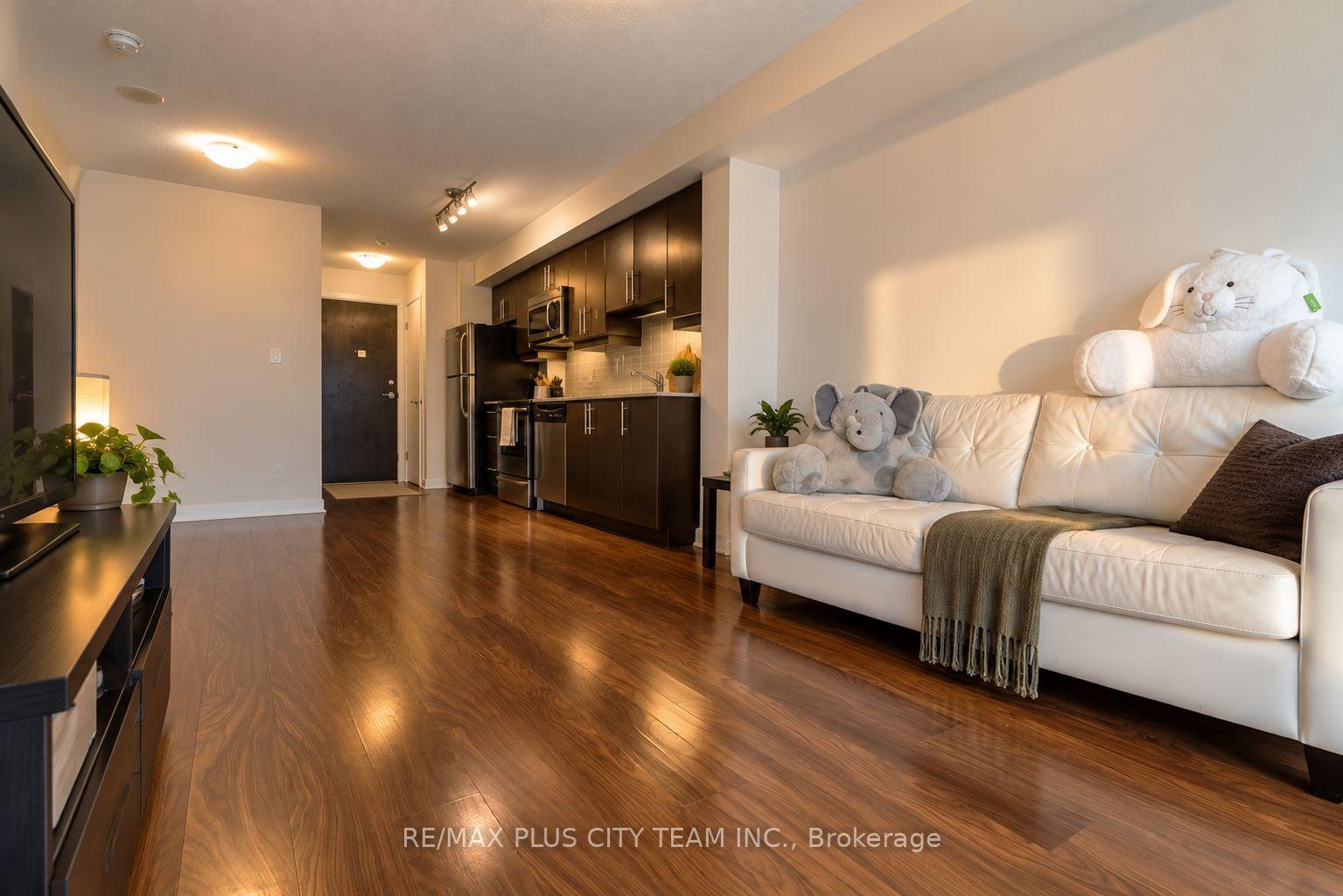 Photo 3 of Unit 1502, 33 Bay Street, Toronto, Waterfront Communities — HOMEH