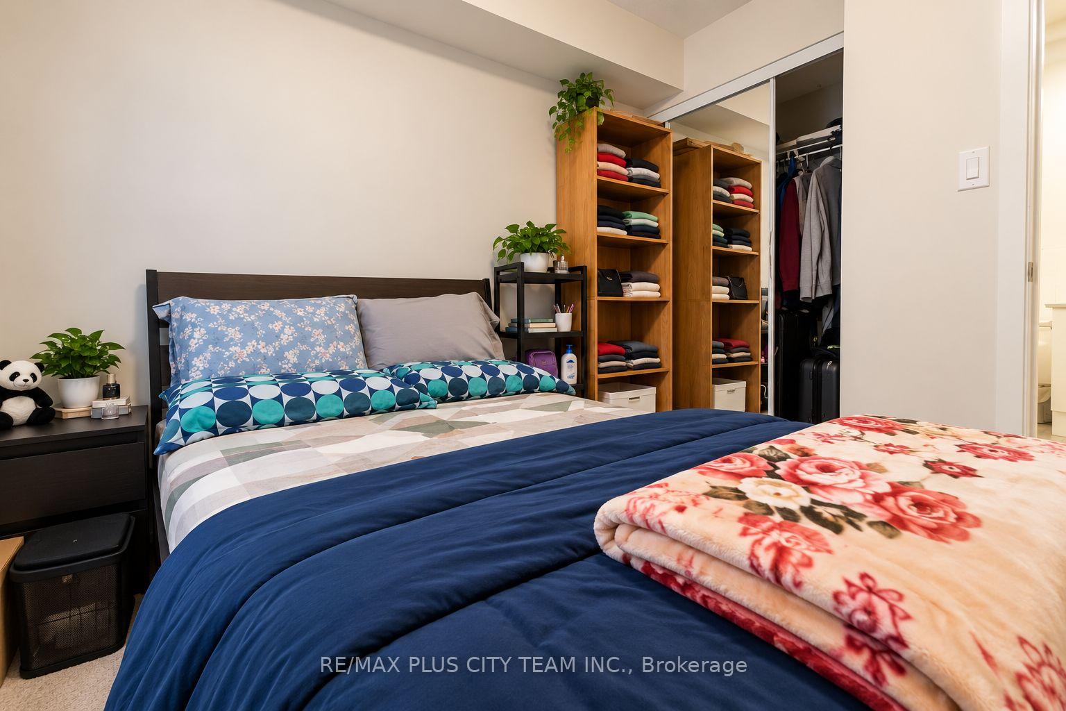 Photo 6 of Unit 1502, 33 Bay Street, Toronto, Waterfront Communities — HOMEH