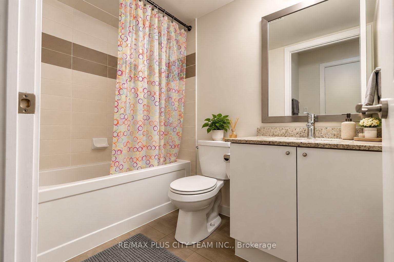 Photo 7 of Unit 1502, 33 Bay Street, Toronto, Waterfront Communities — HOMEH