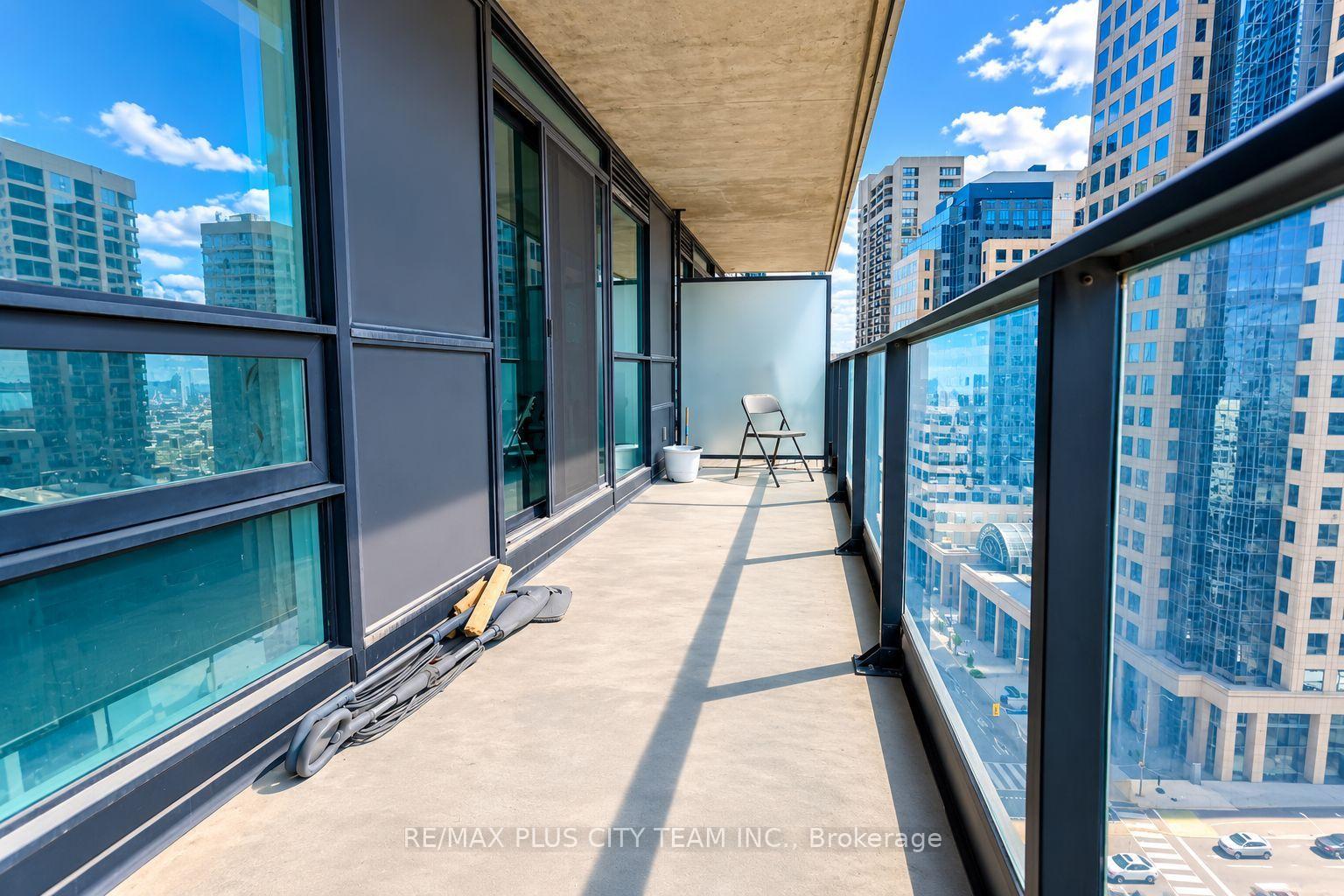 Photo 10 of Unit 1502, 33 Bay Street, Toronto, Waterfront Communities — HOMEH