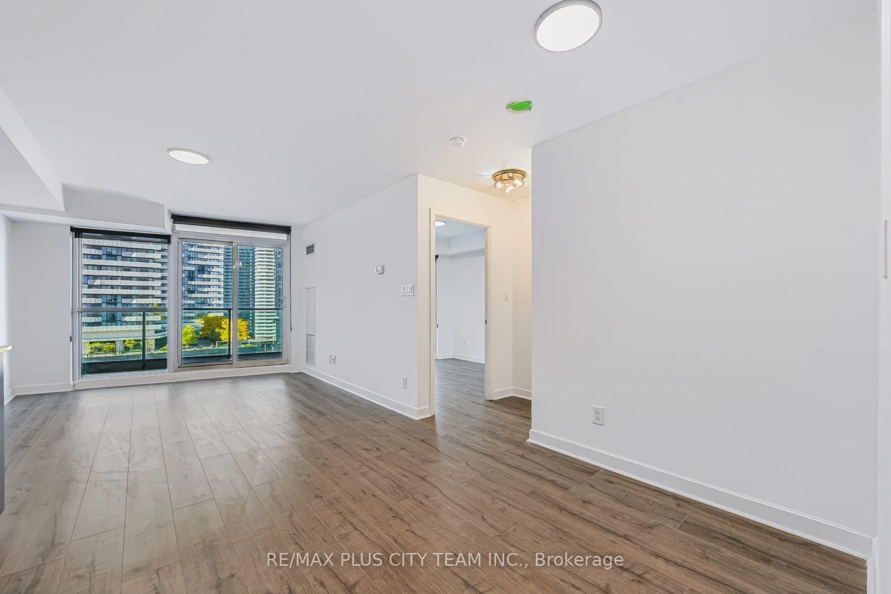Photo 5 of Unit 1502, 33 Bay Street, Toronto, Waterfront Communities — HOMEH
