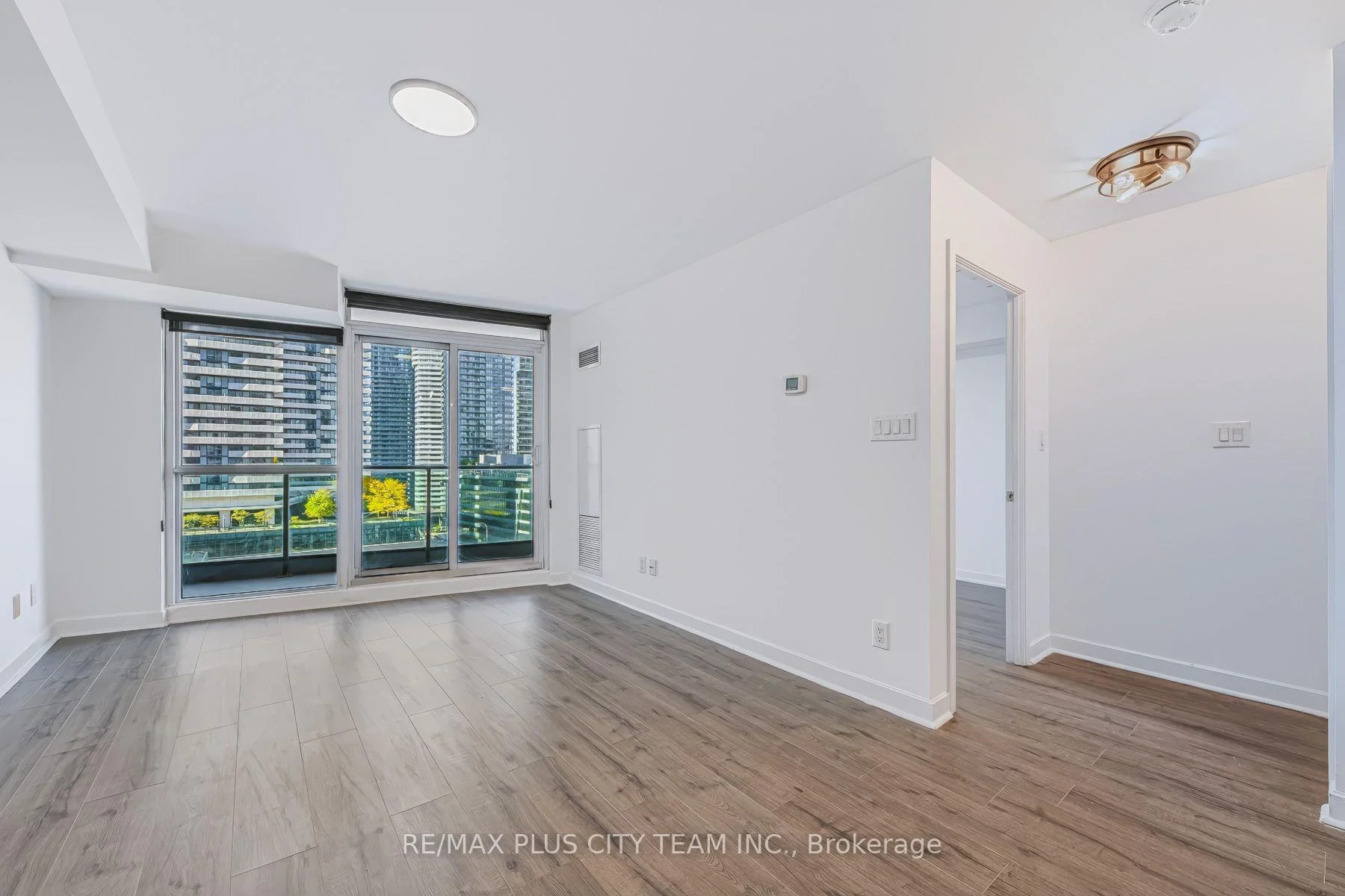 Photo 14 of Unit 1502, 33 Bay Street, Toronto, Waterfront Communities — HOMEH