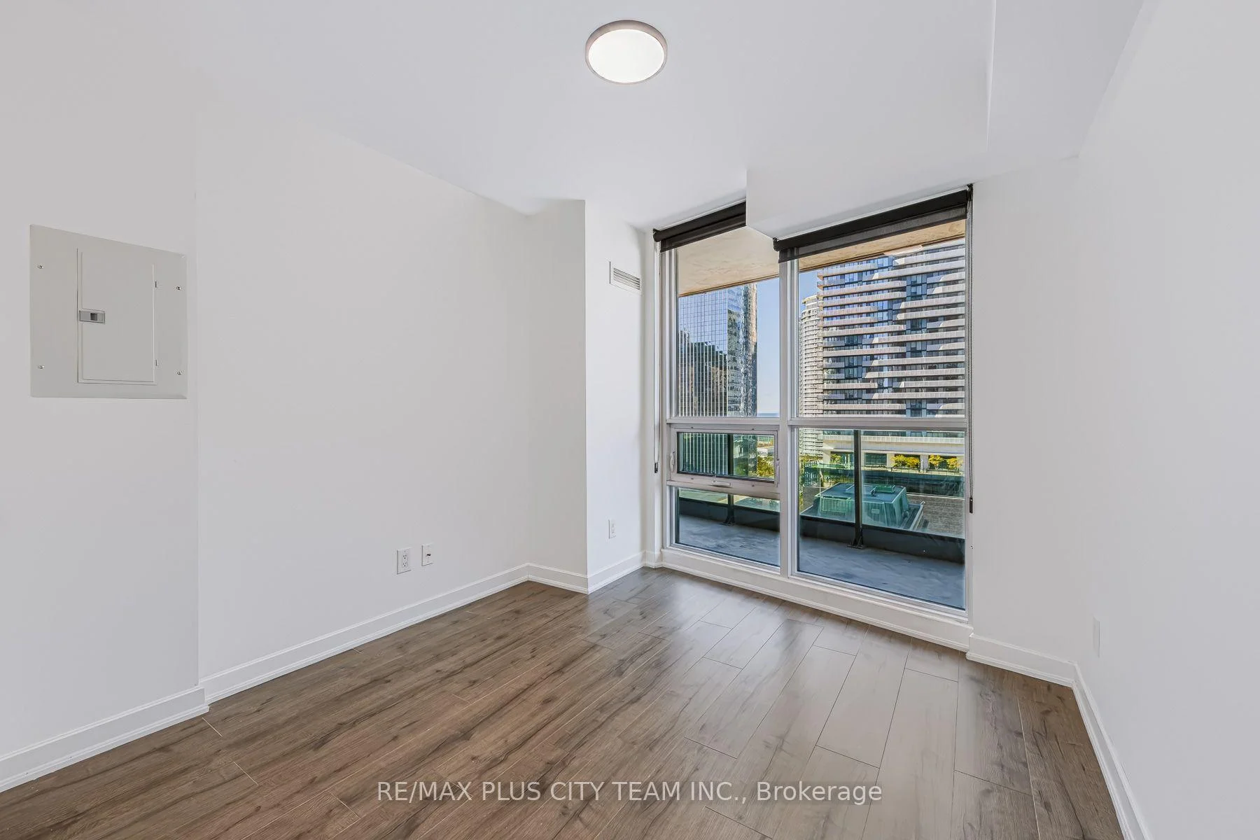 Photo 42 of Unit 1502, 33 Bay Street, Toronto, Waterfront Communities — HOMEH