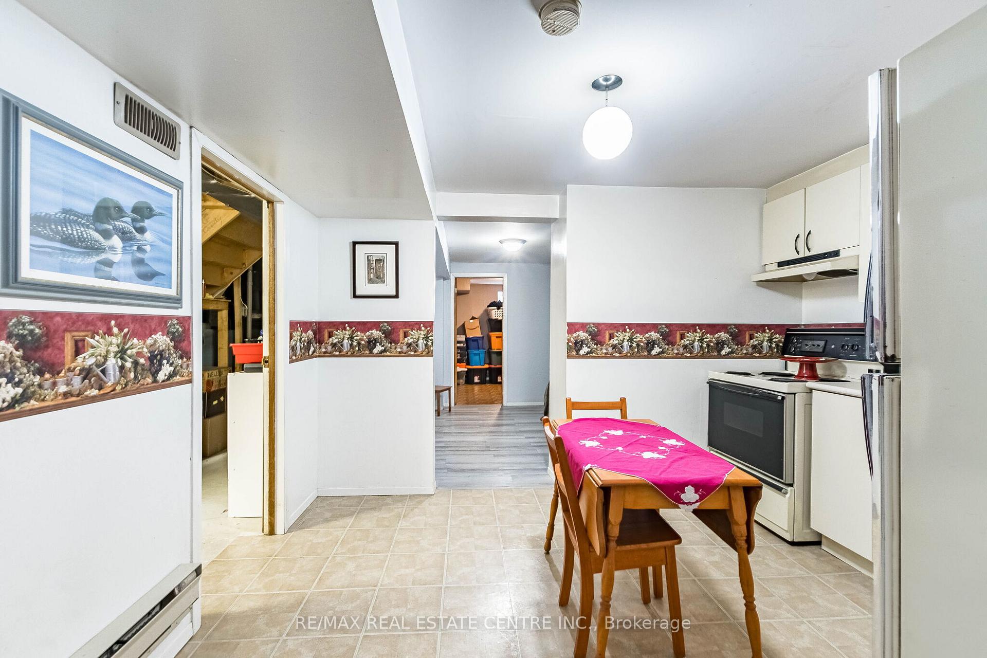 Photo 38 of 82 Candy Crescent, Brampton, Northwood Park — HOMEH