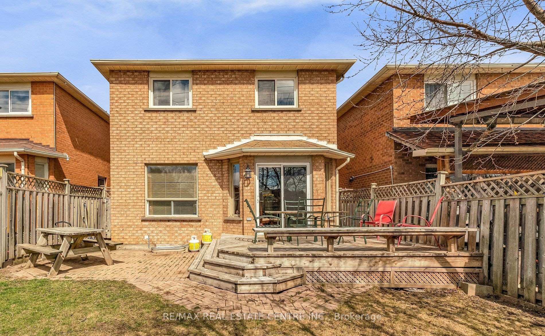 Photo 44 of 82 Candy Crescent, Brampton, Northwood Park — HOMEH