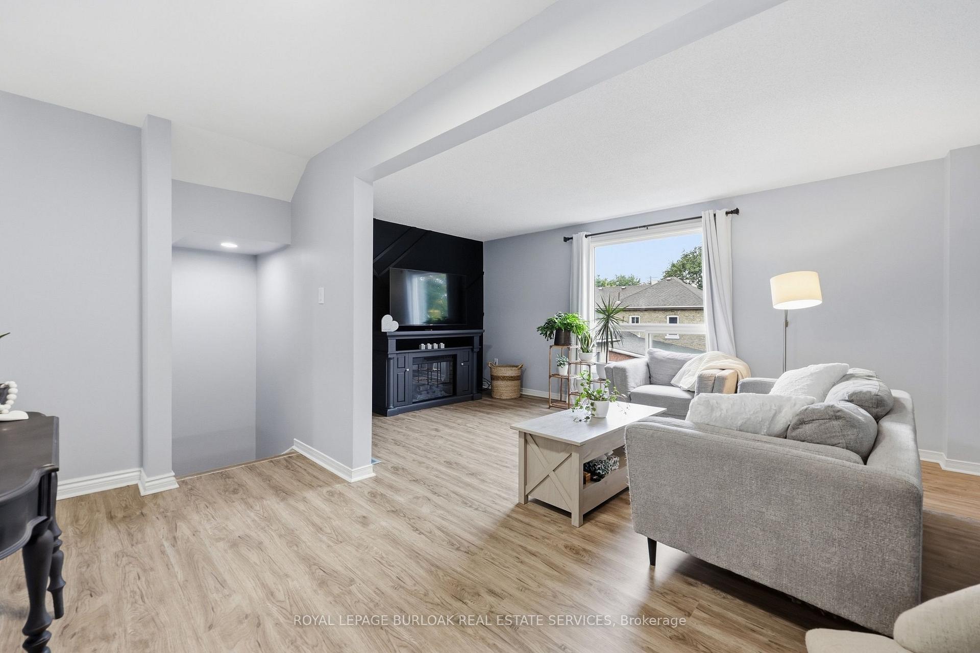 Photo 10 of Unit D, 22 Bond Street, Brantford, North Ward — HOMEH