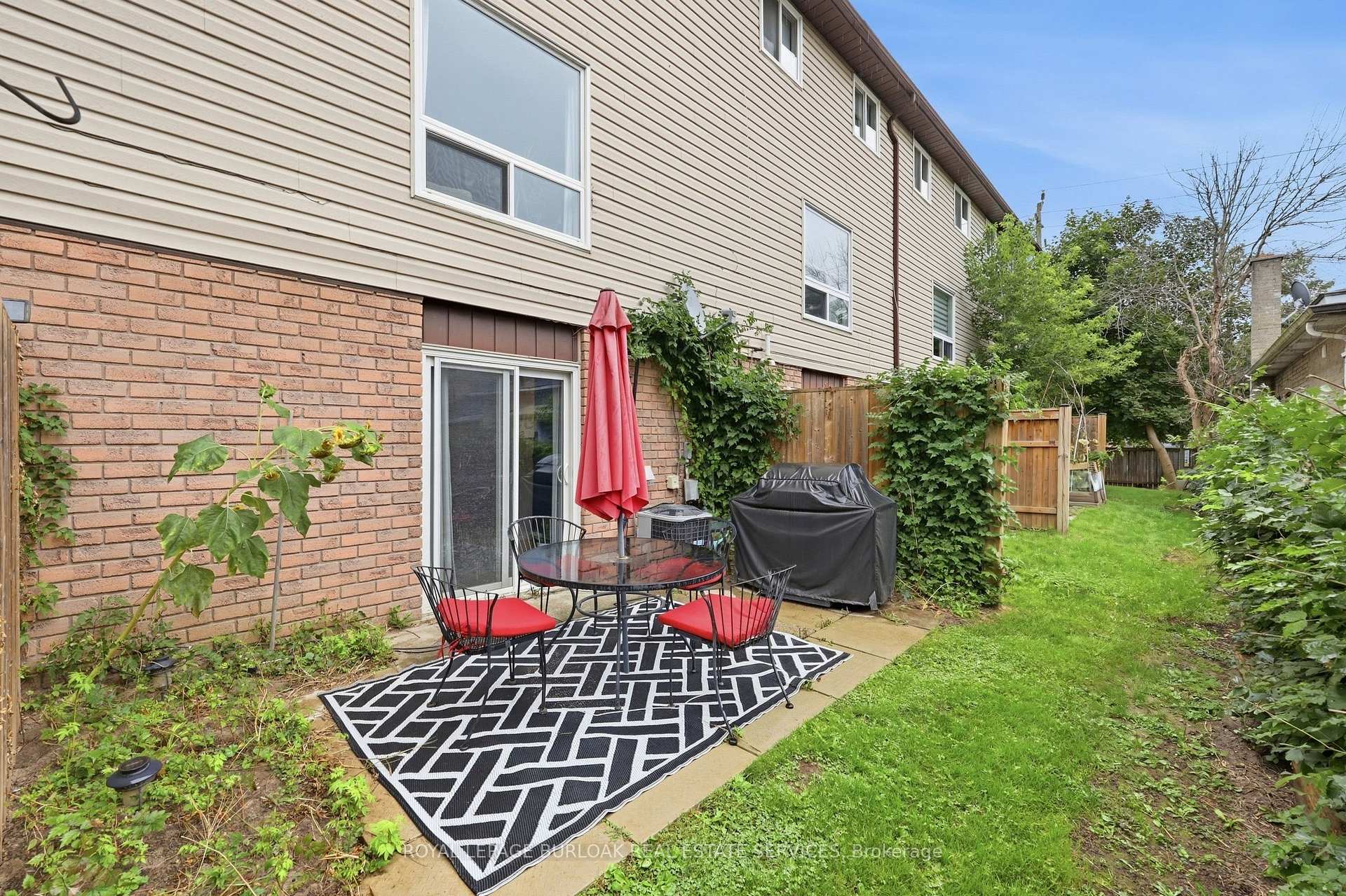 Photo 28 of Unit D, 22 Bond Street, Brantford, North Ward — HOMEH