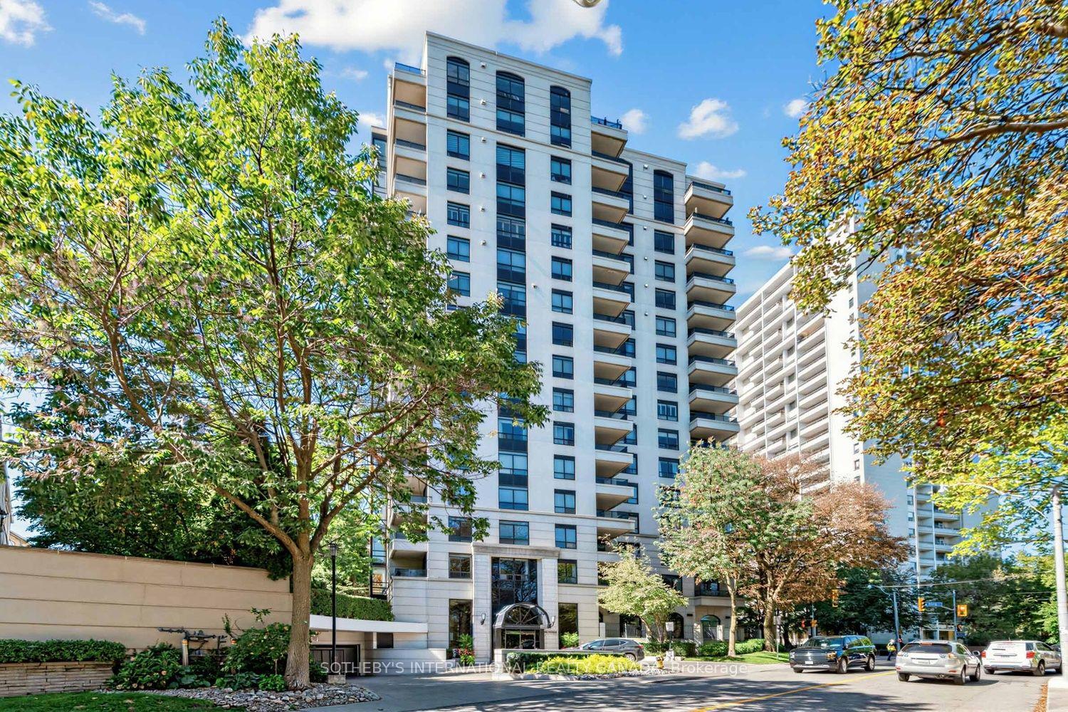 Photo 1 of Unit 704, 38 Avoca Avenue, Toronto, Rosedale-Moore Park — HOMEH