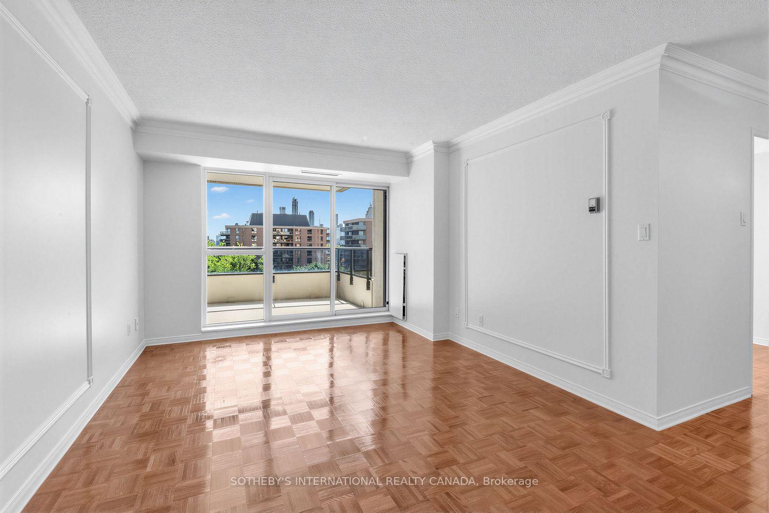 Photo 17 of Unit 704, 38 Avoca Avenue, Toronto, Rosedale-Moore Park — HOMEH