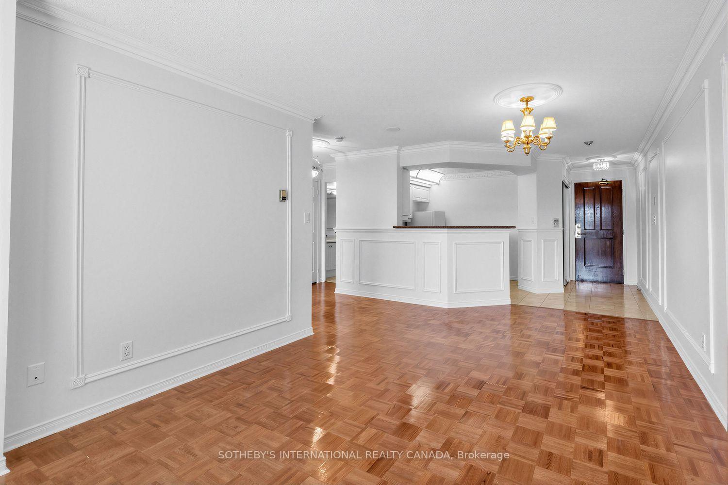 Photo 23 of Unit 704, 38 Avoca Avenue, Toronto, Rosedale-Moore Park — HOMEH