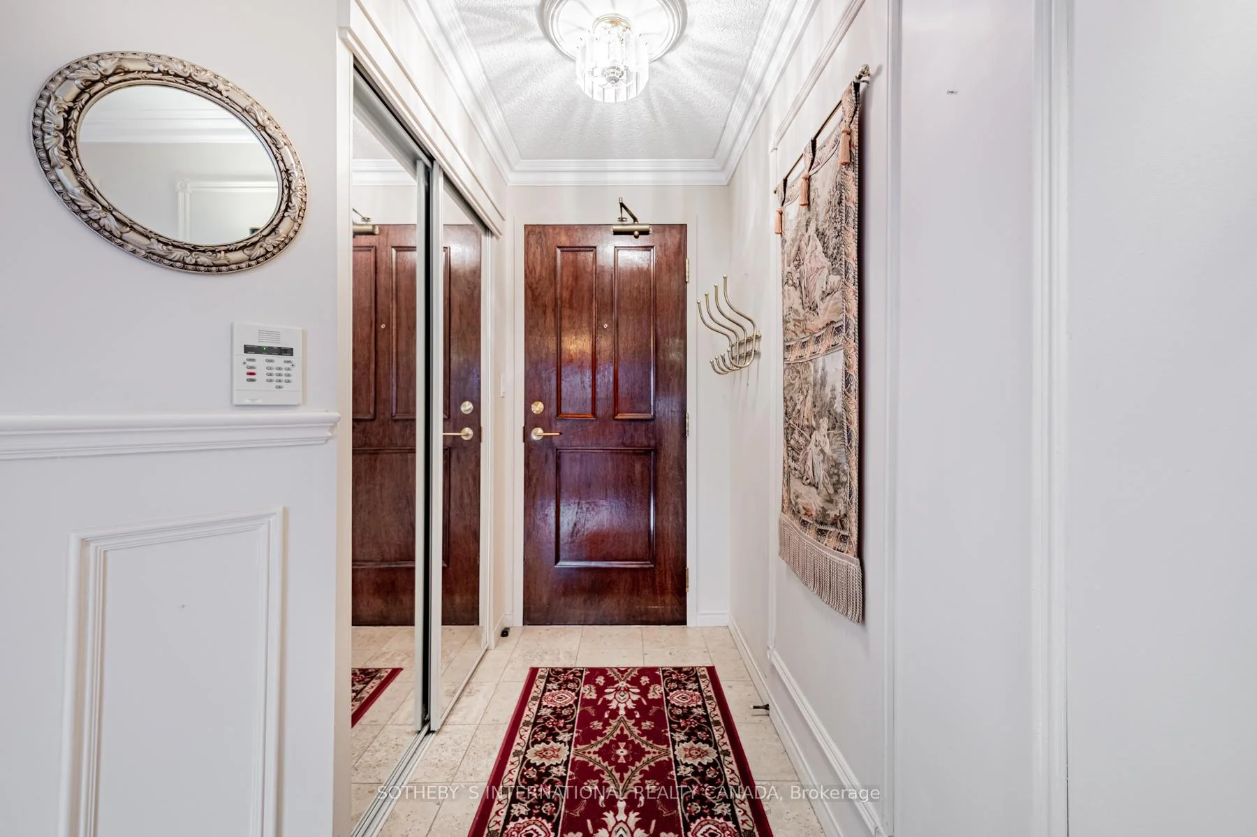 Photo 4 of Unit 704, 38 Avoca Avenue, Toronto, Rosedale-Moore Park — HOMEH