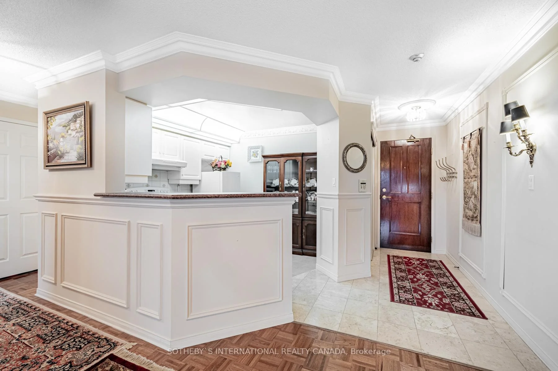 Photo 6 of Unit 704, 38 Avoca Avenue, Toronto, Rosedale-Moore Park — HOMEH