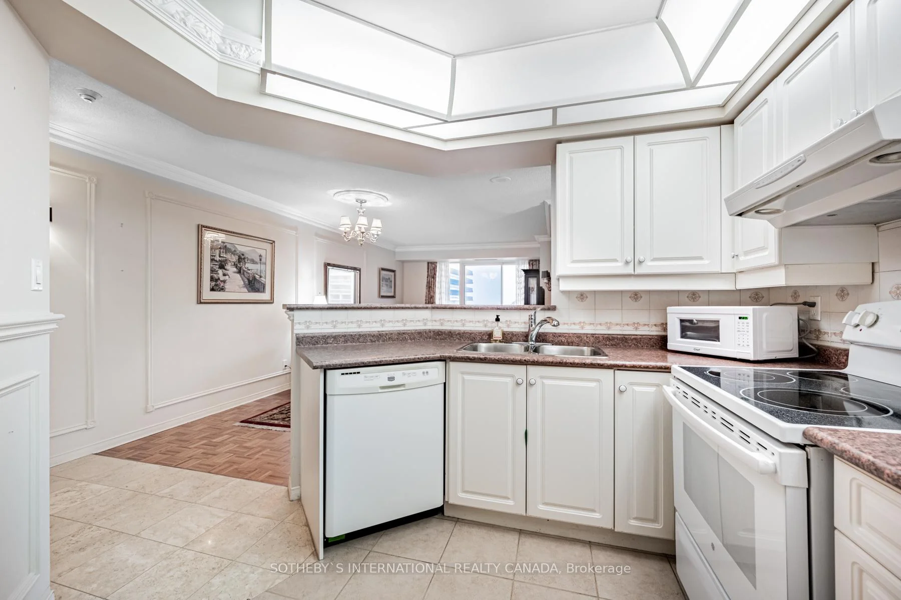 Photo 26 of Unit 704, 38 Avoca Avenue, Toronto, Rosedale-Moore Park — HOMEH