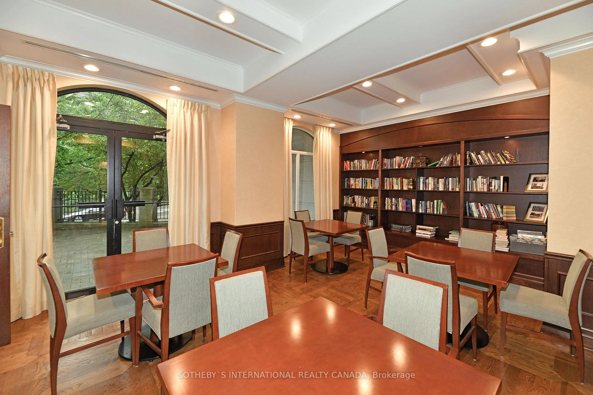 Photo 60 of Unit 704, 38 Avoca Avenue, Toronto, Rosedale-Moore Park — HOMEH