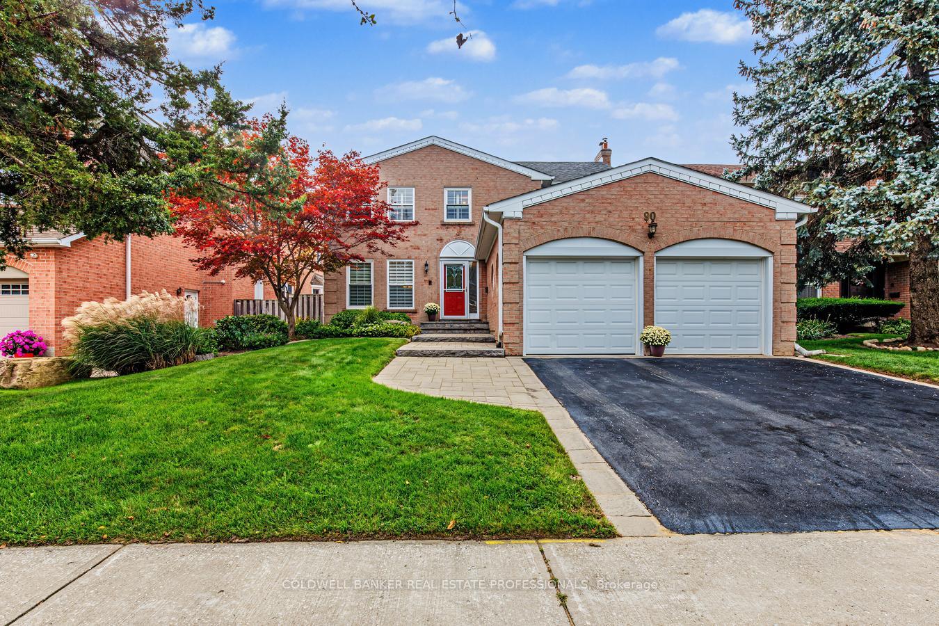 Photo 2 of 90 Longwater Chase, Markham, Unionville — HOMEH