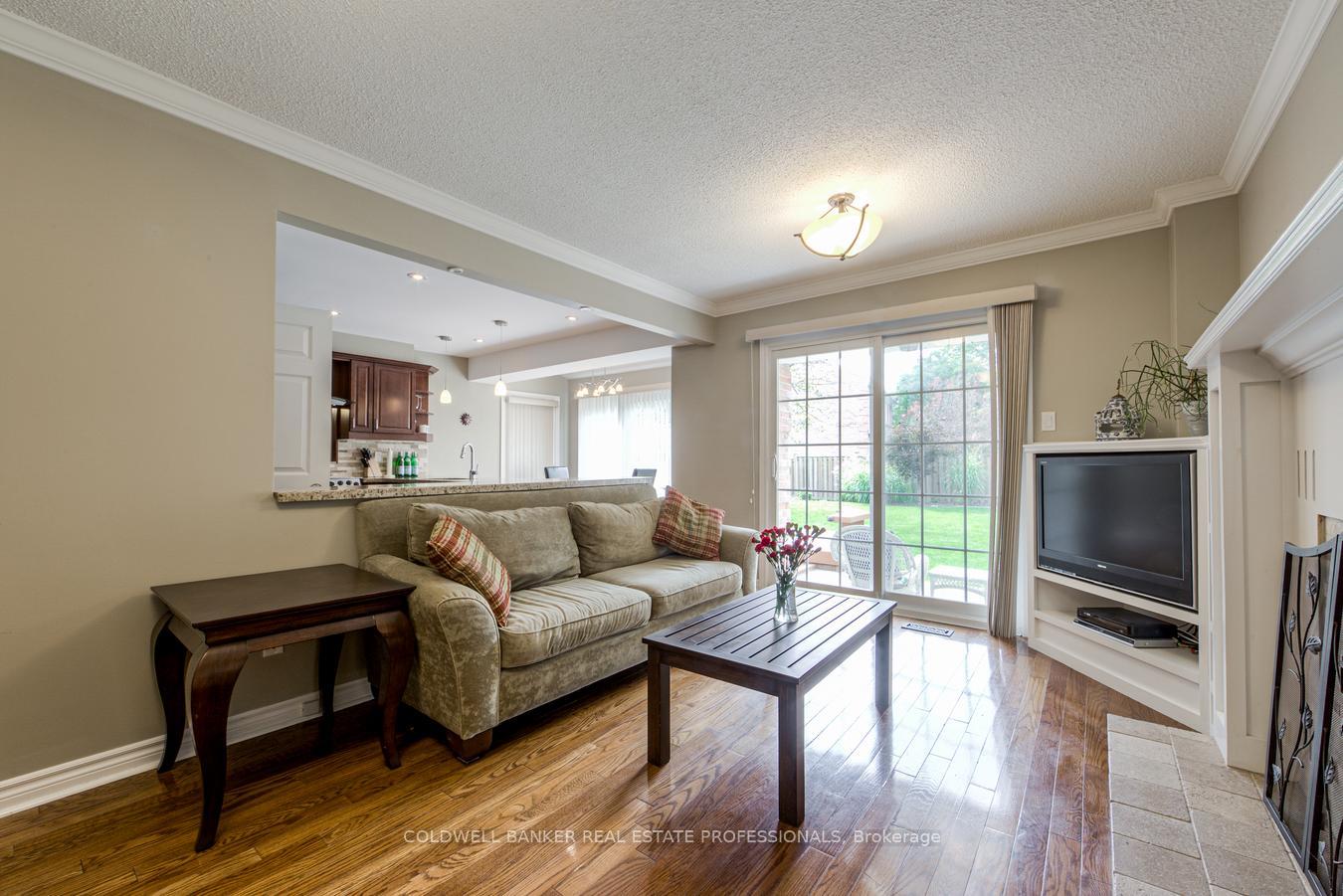 Photo 13 of 90 Longwater Chase, Markham, Unionville — HOMEH