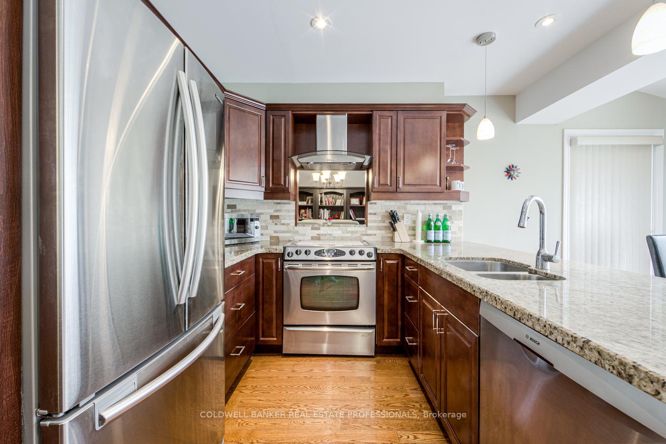 Photo 15 of 90 Longwater Chase, Markham, Unionville — HOMEH