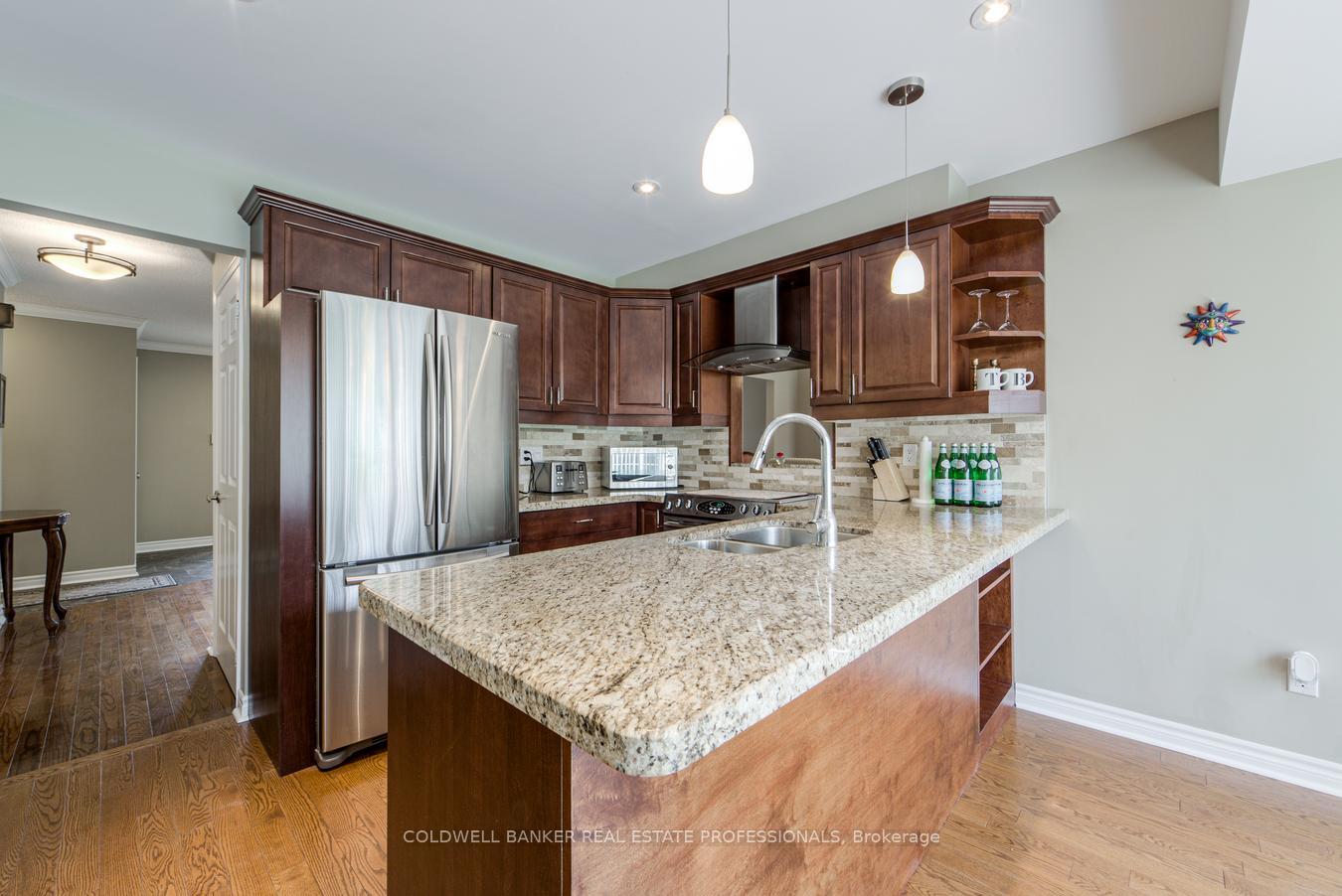 Photo 16 of 90 Longwater Chase, Markham, Unionville — HOMEH