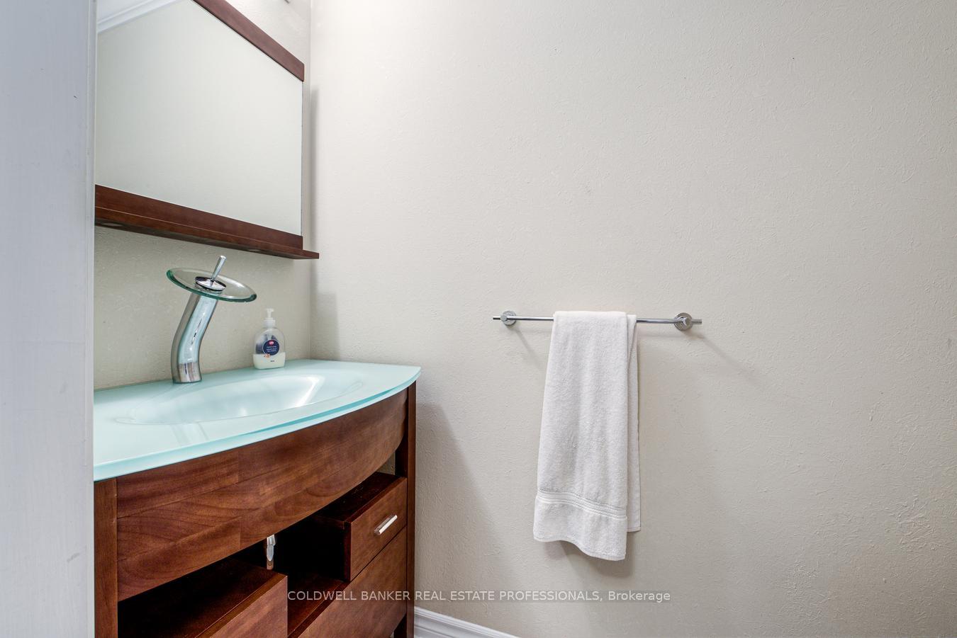 Photo 20 of 90 Longwater Chase, Markham, Unionville — HOMEH