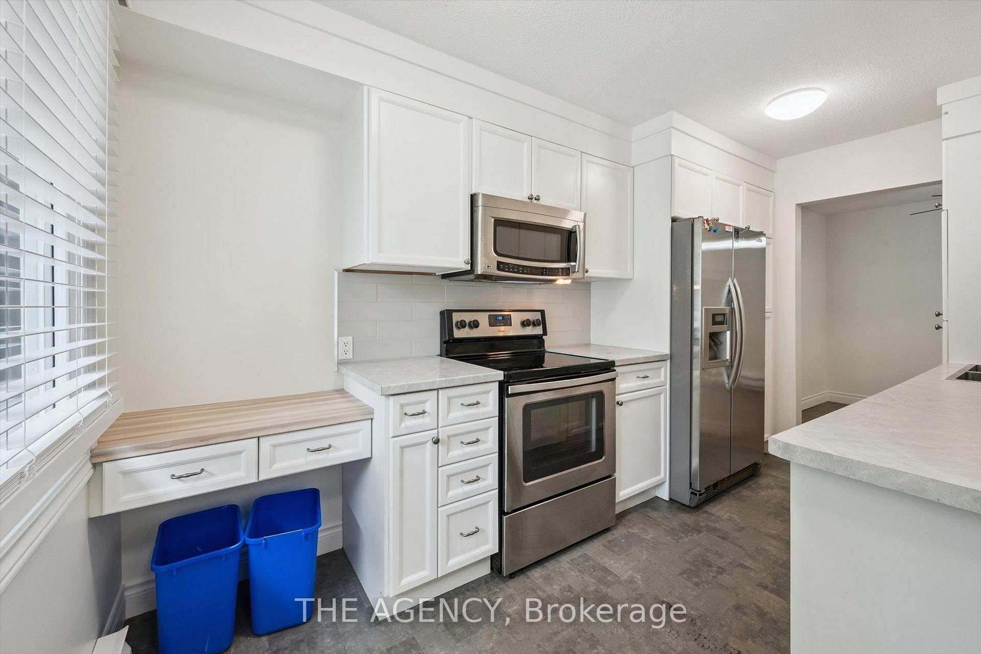 Photo 11 of 410 Scottsdale Drive, Guelph, Dovercliffe Park/Old University — HOMEH