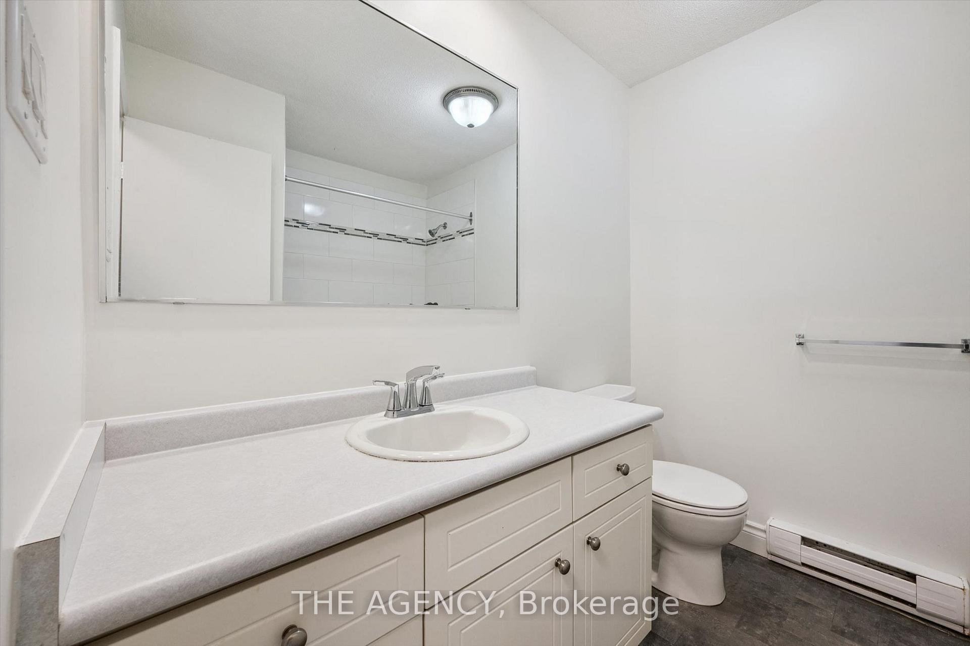Photo 19 of 410 Scottsdale Drive, Guelph, Dovercliffe Park/Old University — HOMEH