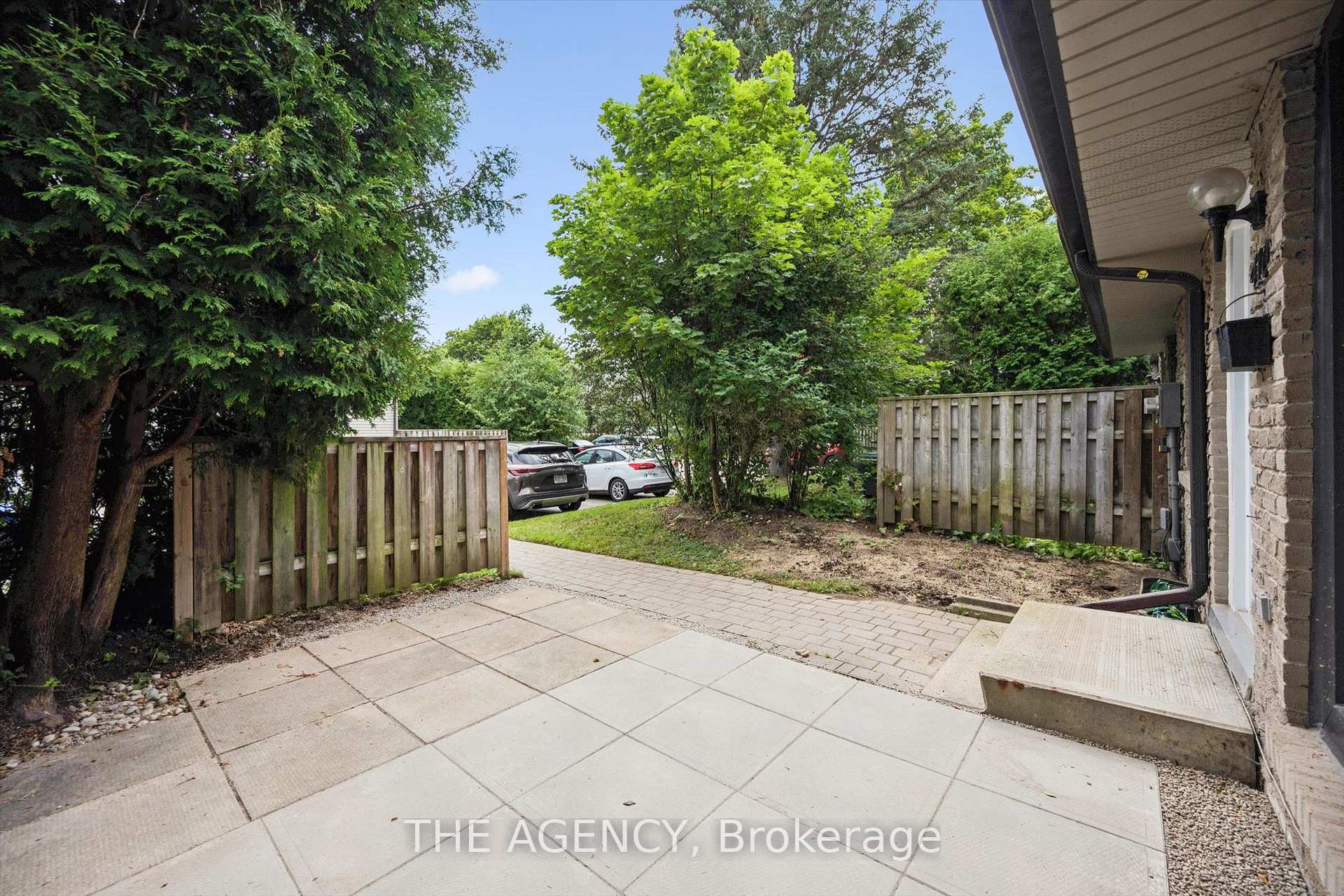 Photo 26 of 410 Scottsdale Drive, Guelph, Dovercliffe Park/Old University — HOMEH